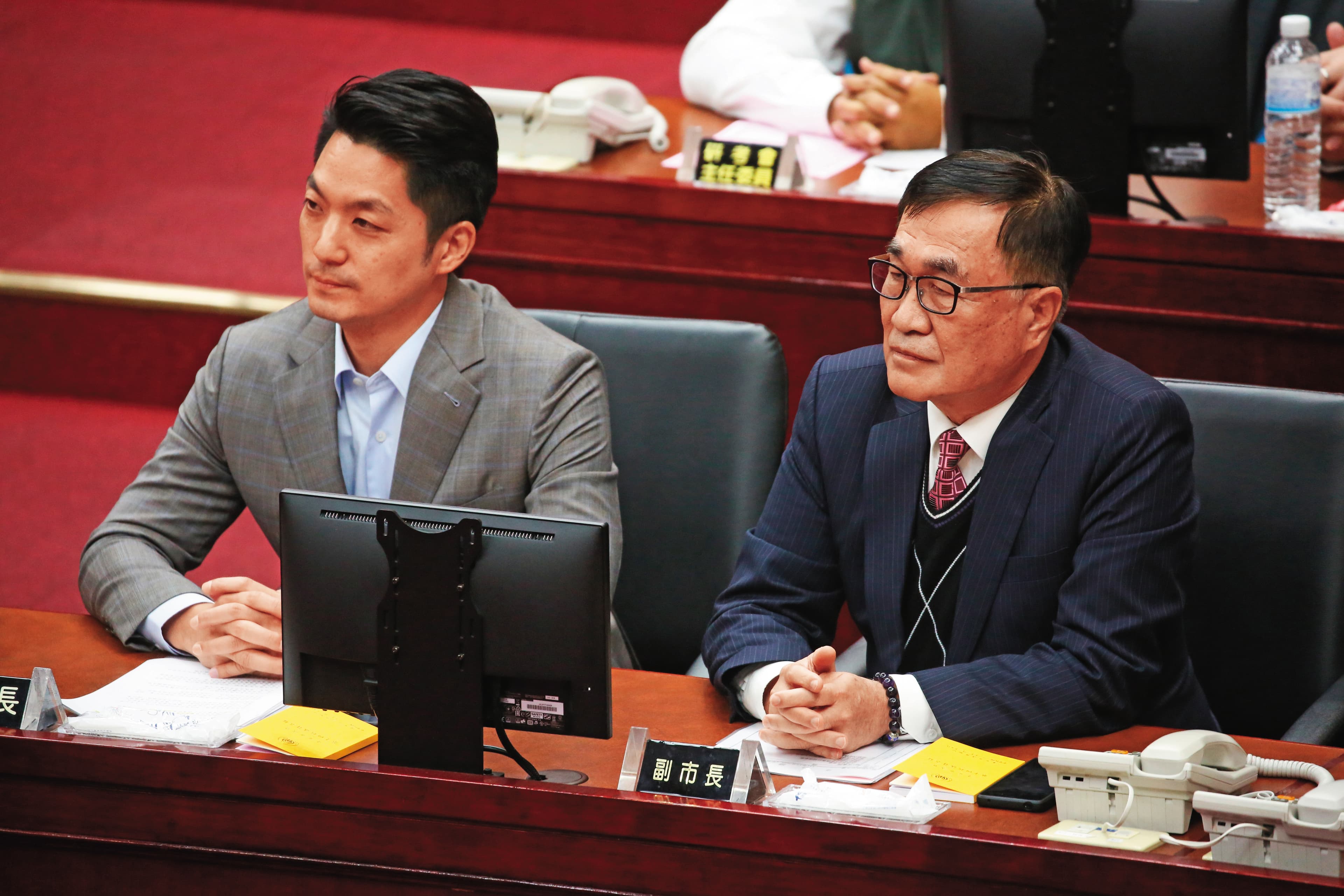 台北市副市長李四川(右)身段柔軟,在政壇零負評,黨內看好是立法院祕書長最適人選。左為台北市長蔣萬安。