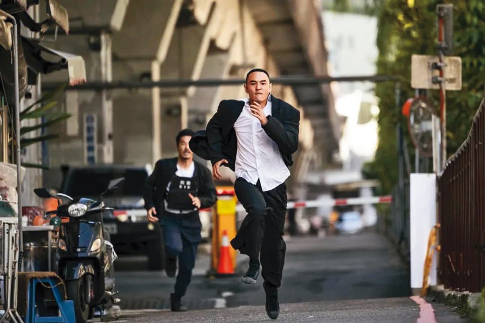 片中飾演通緝犯陳桂林,阮經天不但文戲演得精彩,動作戲也親身上陣。
