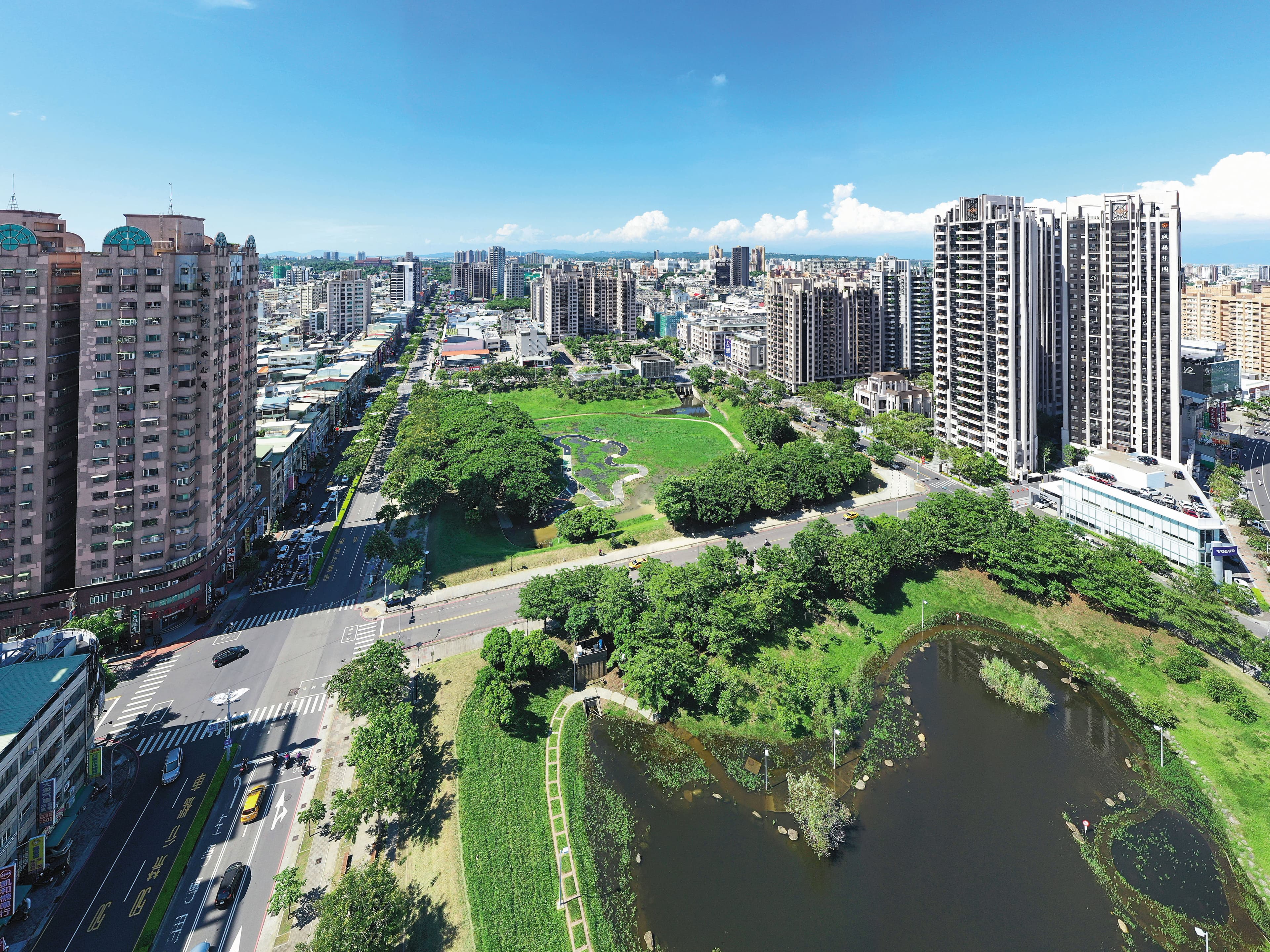 三地集團握有大筆精華土地資產,插旗高雄多個重劃區推出知名建案,在南部名氣十分響亮。