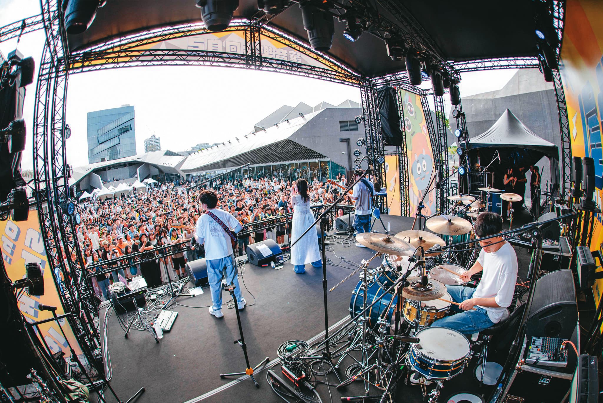 都會型國際音樂節「JAM JAM ASIA音樂節」廣邀逾50組海內外藝人表演。(北流提供)