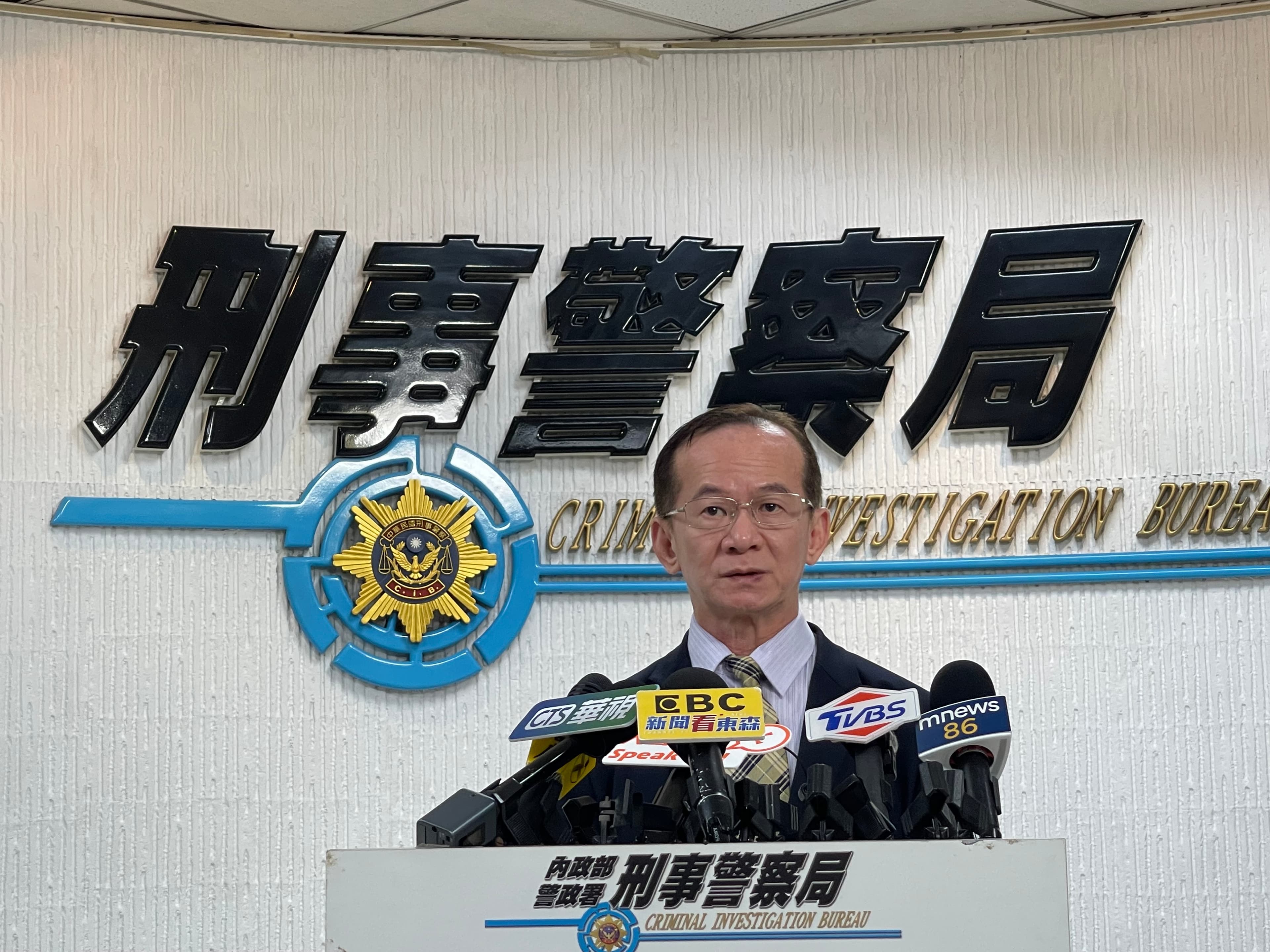 刑事局偵三大隊大隊長張文源說明案情。(刑事局提供)