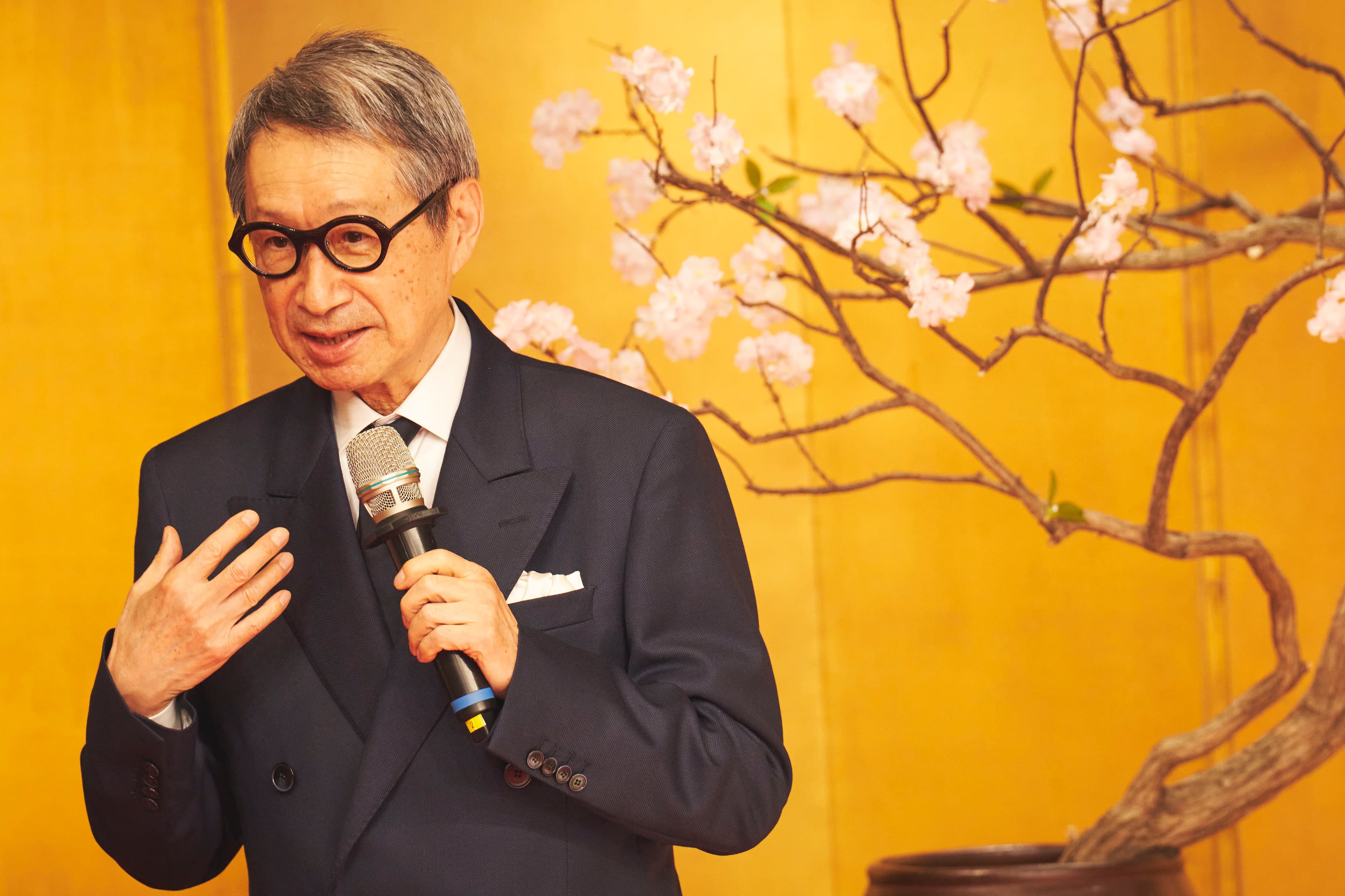 田中千繪的爸爸田中東尼私下表示,范逸臣跟他年輕的樣子很相似。(印庭娛樂 提供)