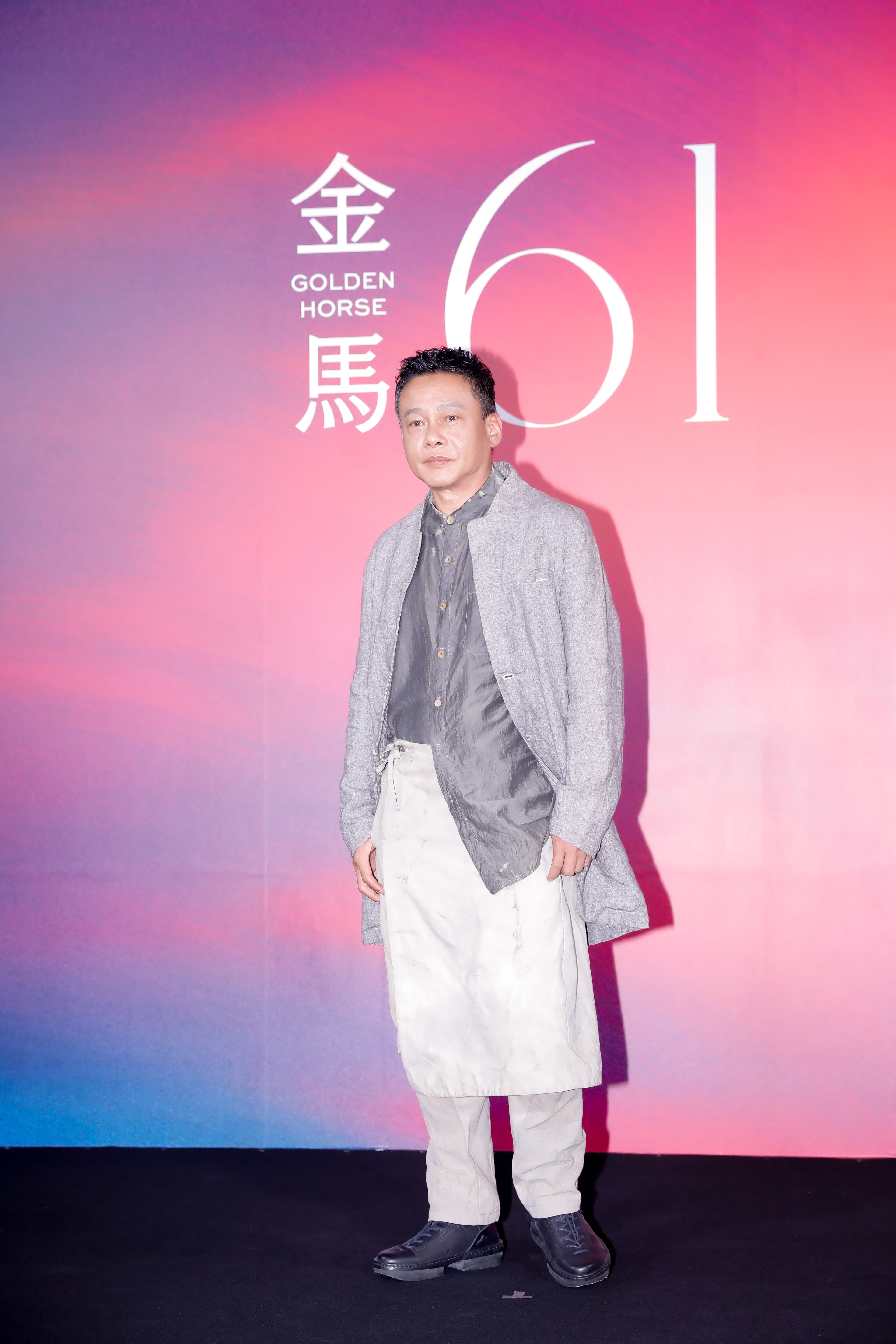 李康生片中飾演偷窺者,導演認為他的眼神很到位,且在變態的心理裡還有著人性。
