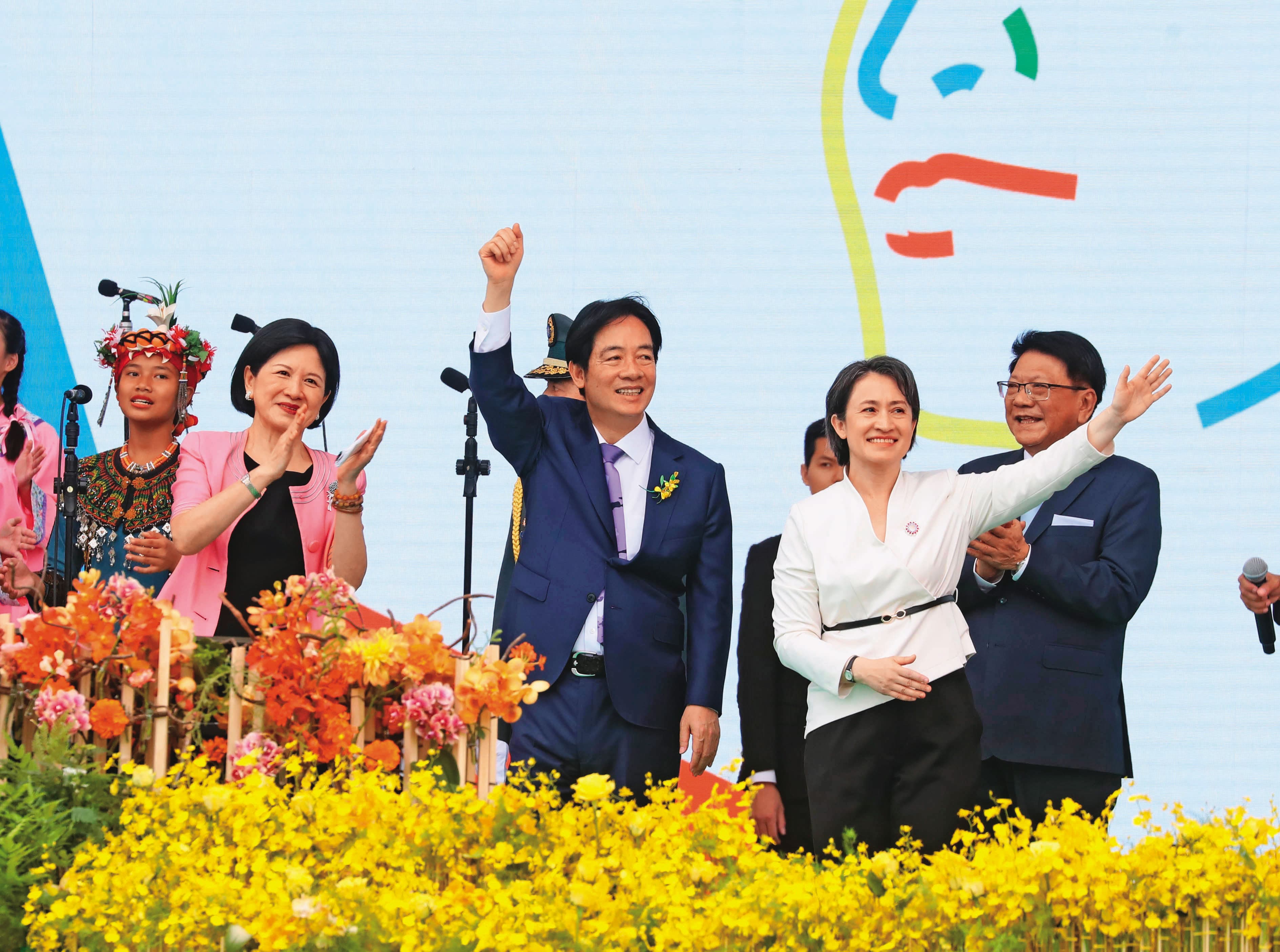 賴清德(前左)、蕭美琴(前右)5月20日正式就任中華民國第16任正副總統。