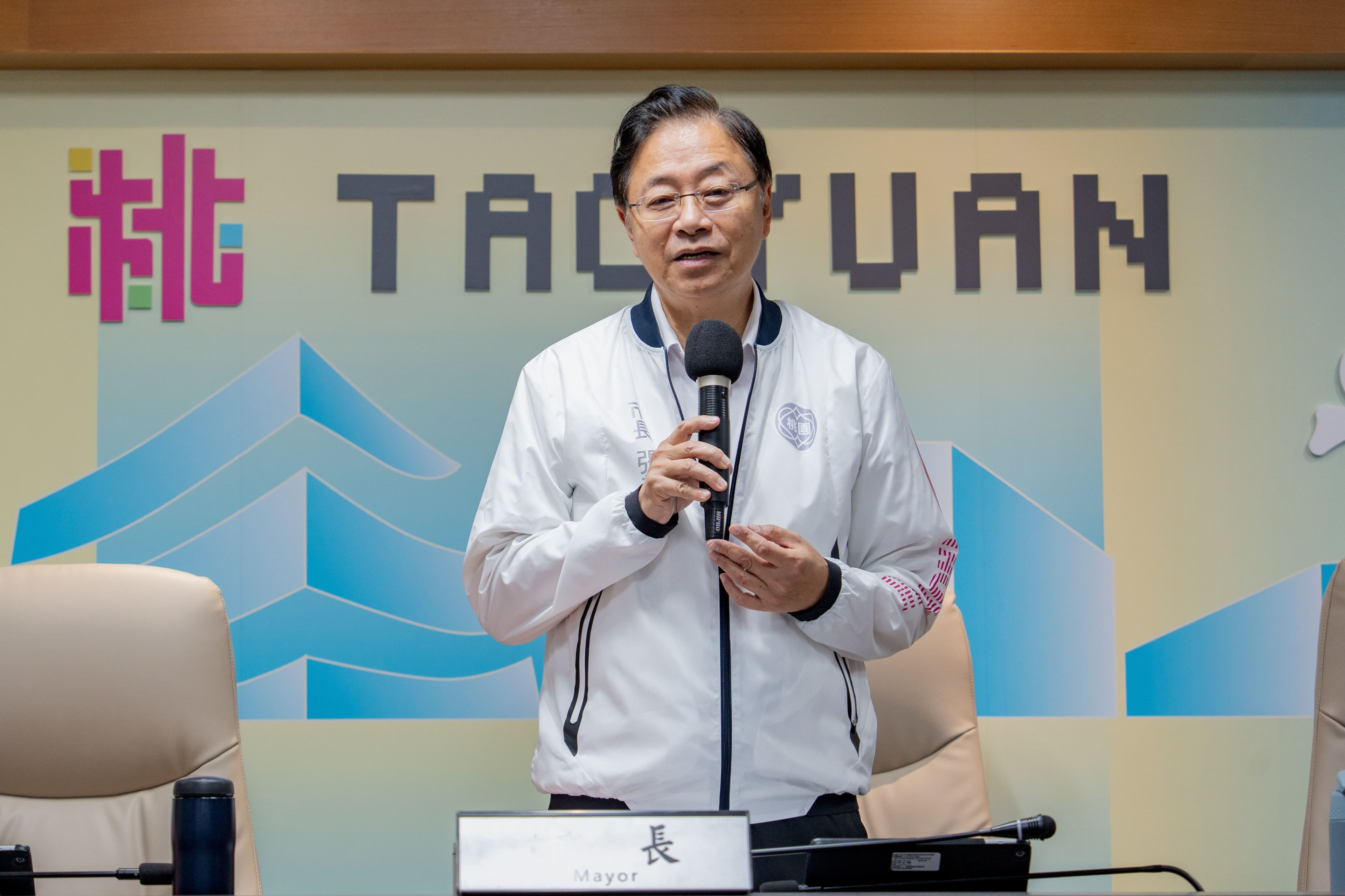 張善表示,市府將同時評估增設2座棒壘球場。(桃園市政府提供)