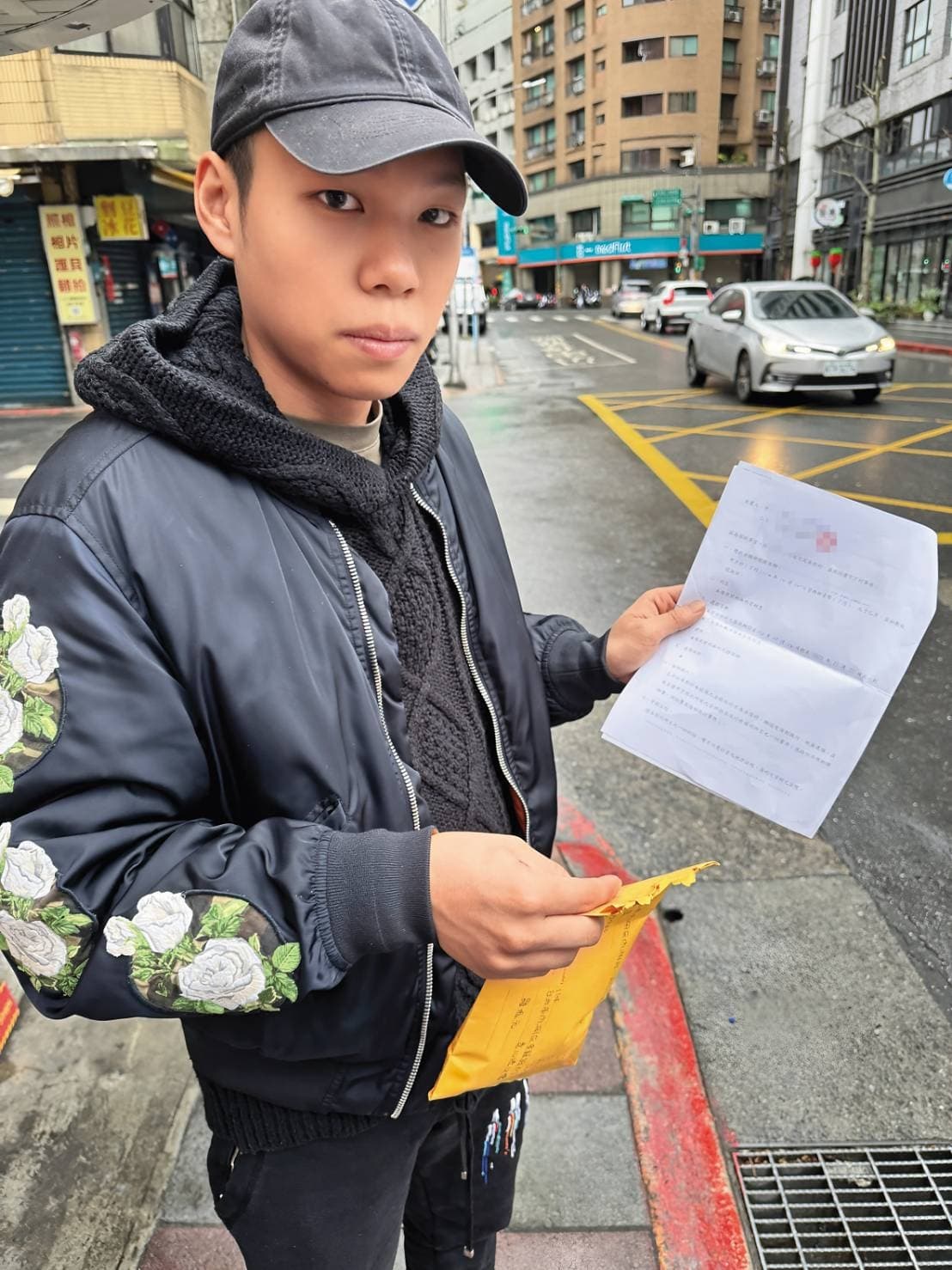 吉品海鮮前董事長兒子羅振元（圖）自稱是餐廳採購，請A先生代墊貨款，事後卻拖債不還。（讀者提供）