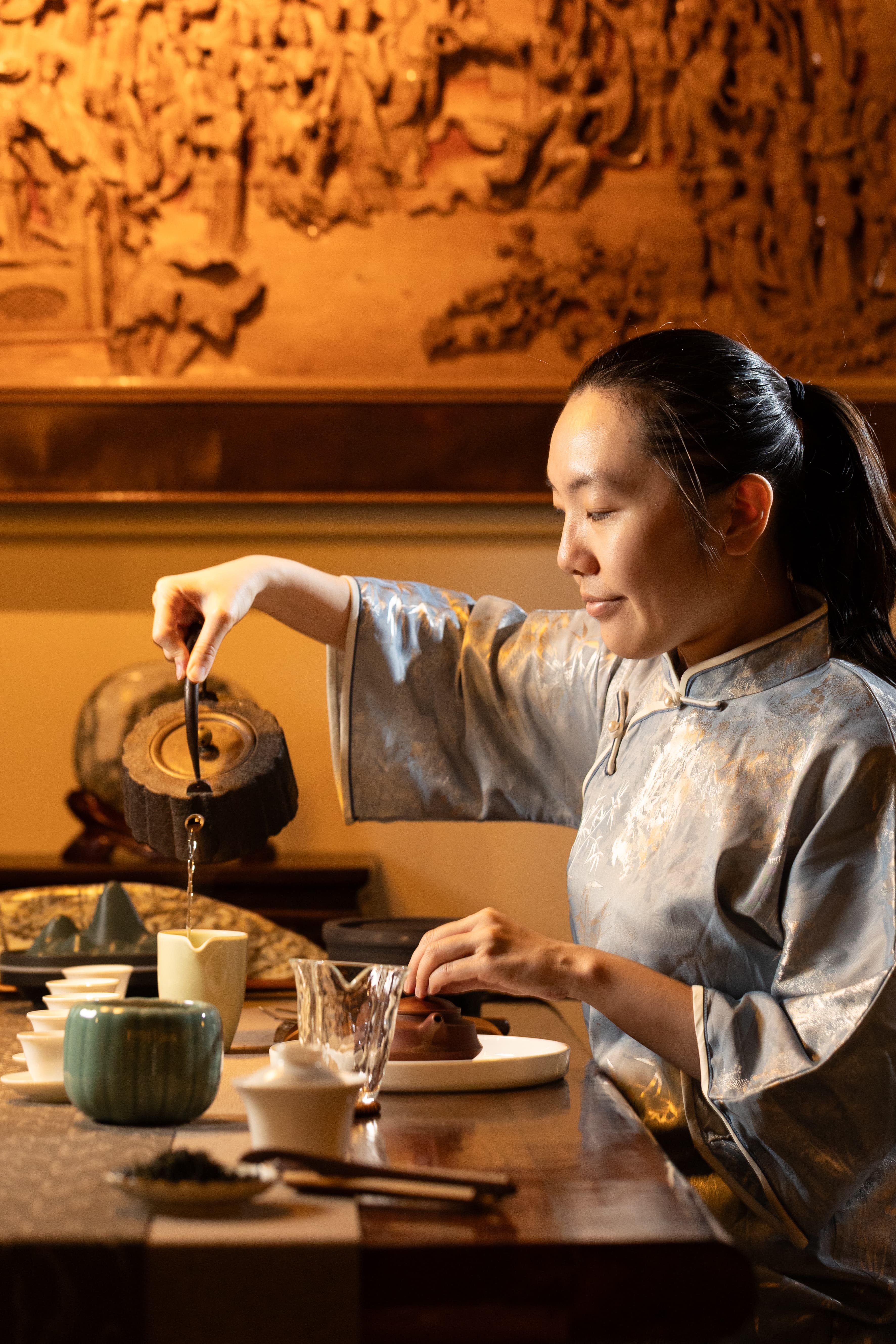 店內的專業茶師會在客人點單後,現場沖泡好茶。