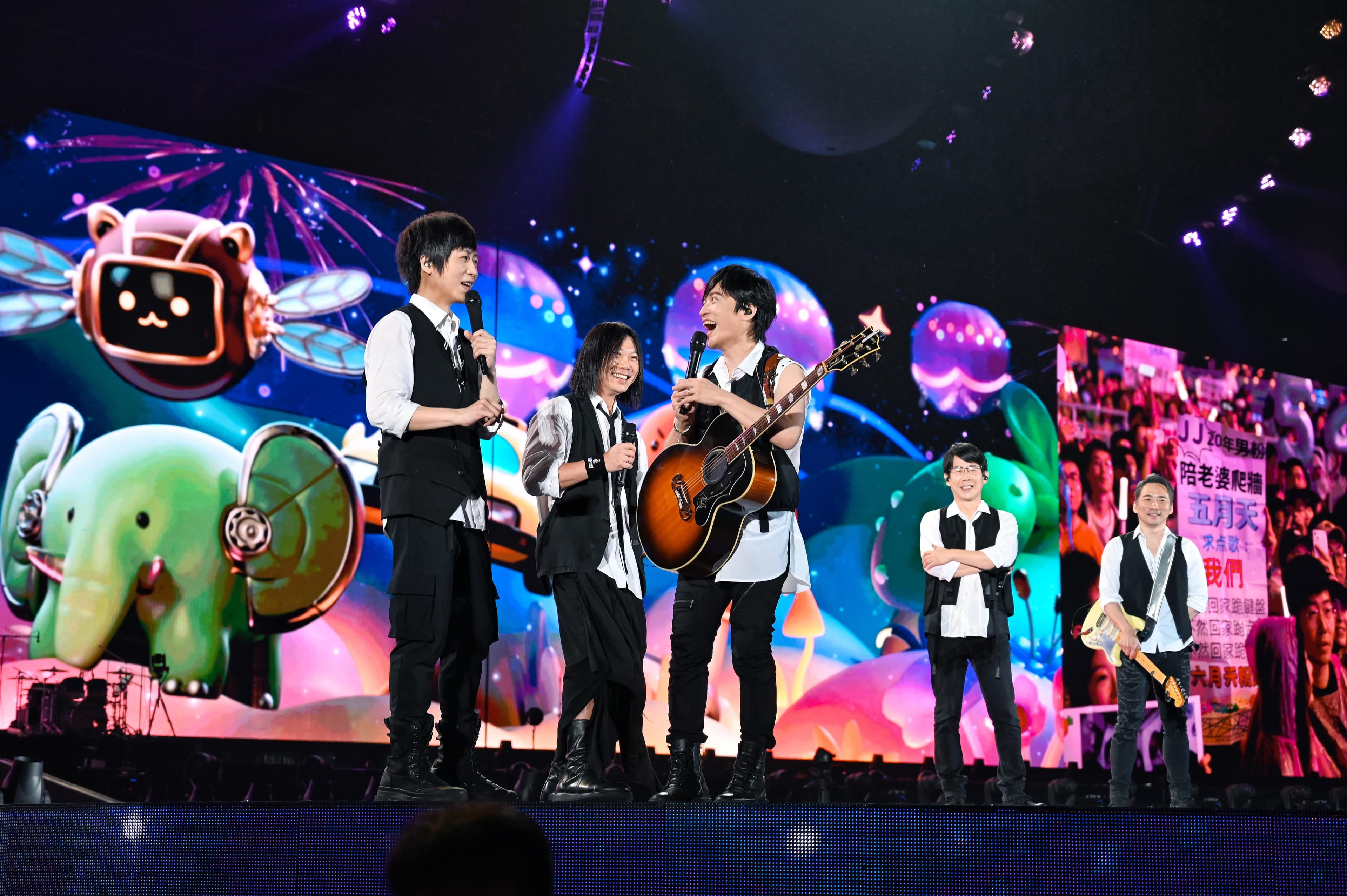 五月天在北京鳥巢連開10場演唱會。(相信音樂提供)