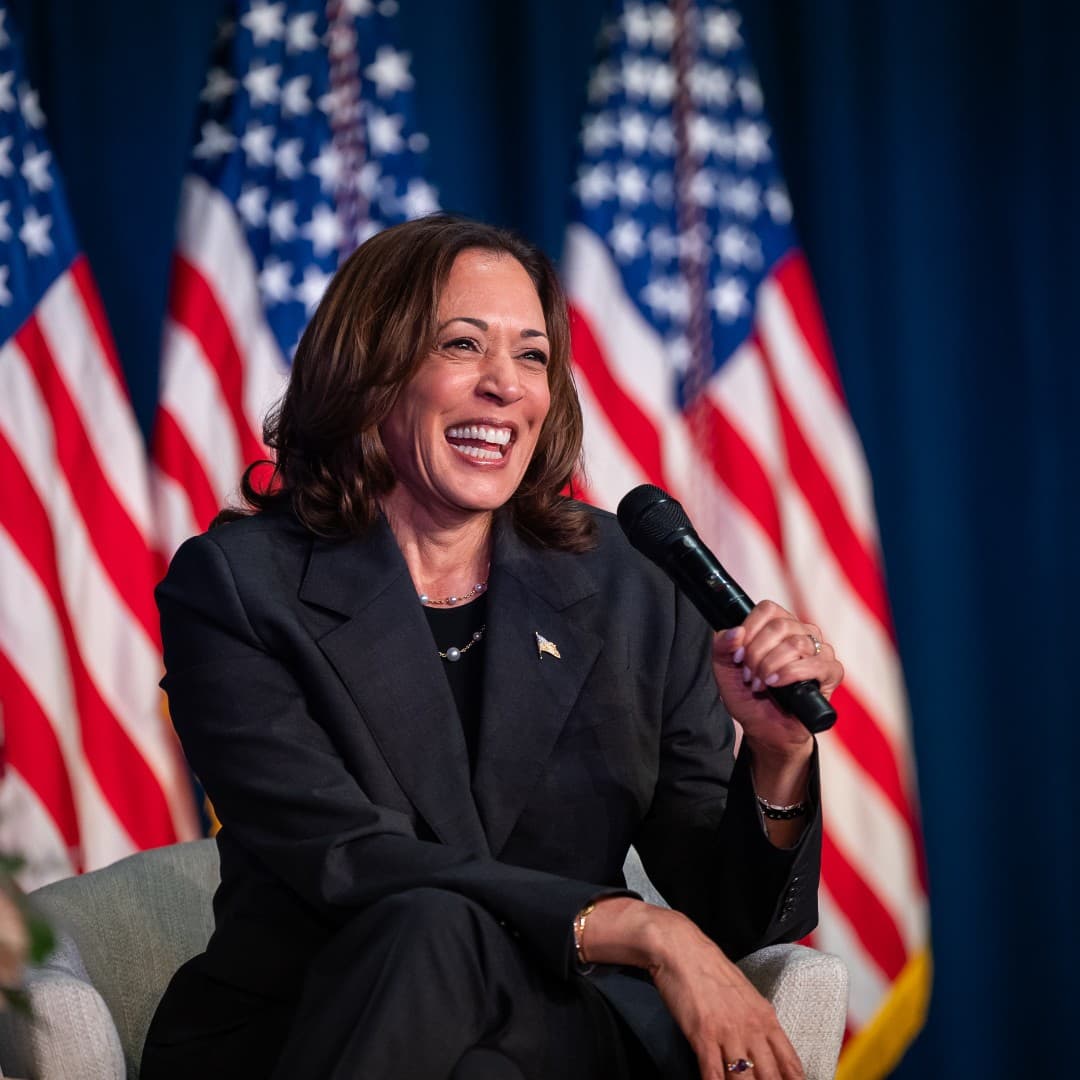 賀錦麗獲得基層支持，募款不斷湧入。（翻攝自Kamala Harris臉書）