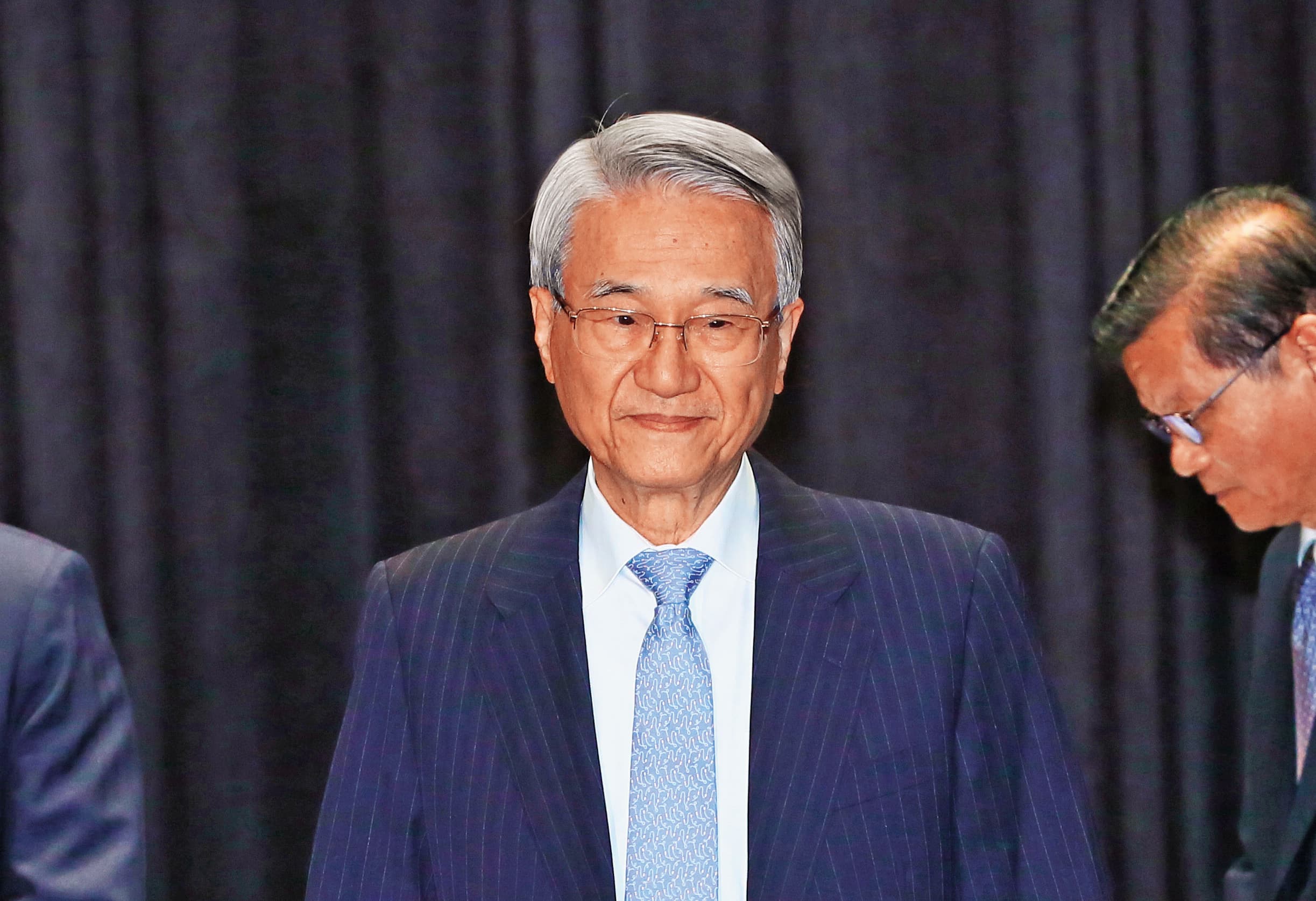 新光金創辦人吳東進欲廣邀國內有興趣金控重新議親。