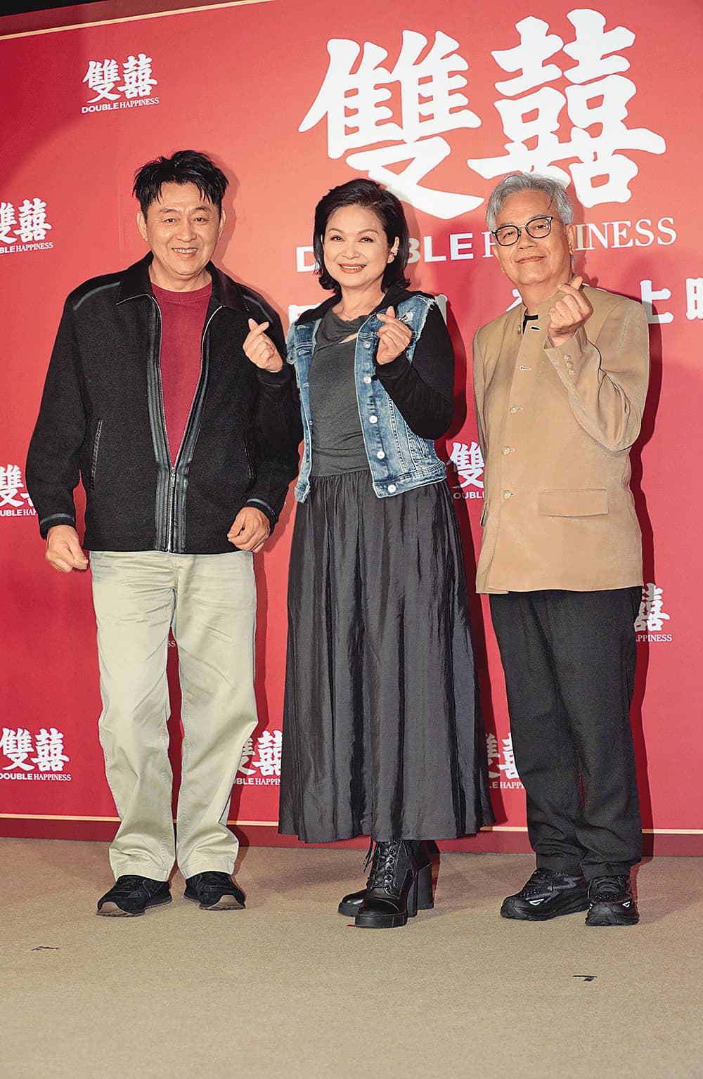 田啟文(右起)來台拍《雙囍》和楊貴媚、庹宗華合作。圖為三人出席電影首映禮。