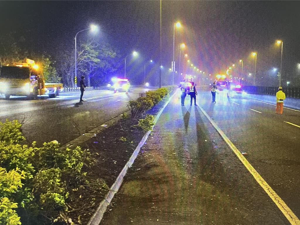 車禍發生在台南市安南區國道8號外側安吉路三段。(翻攝畫面)