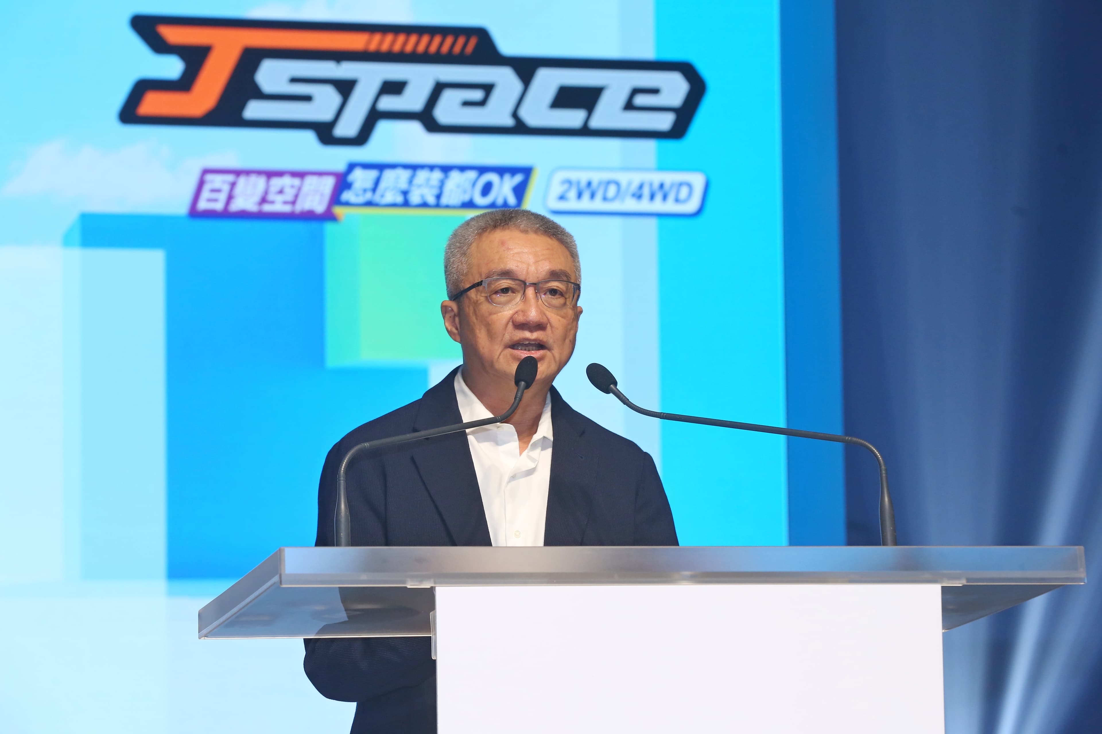 總經理陳昭文。