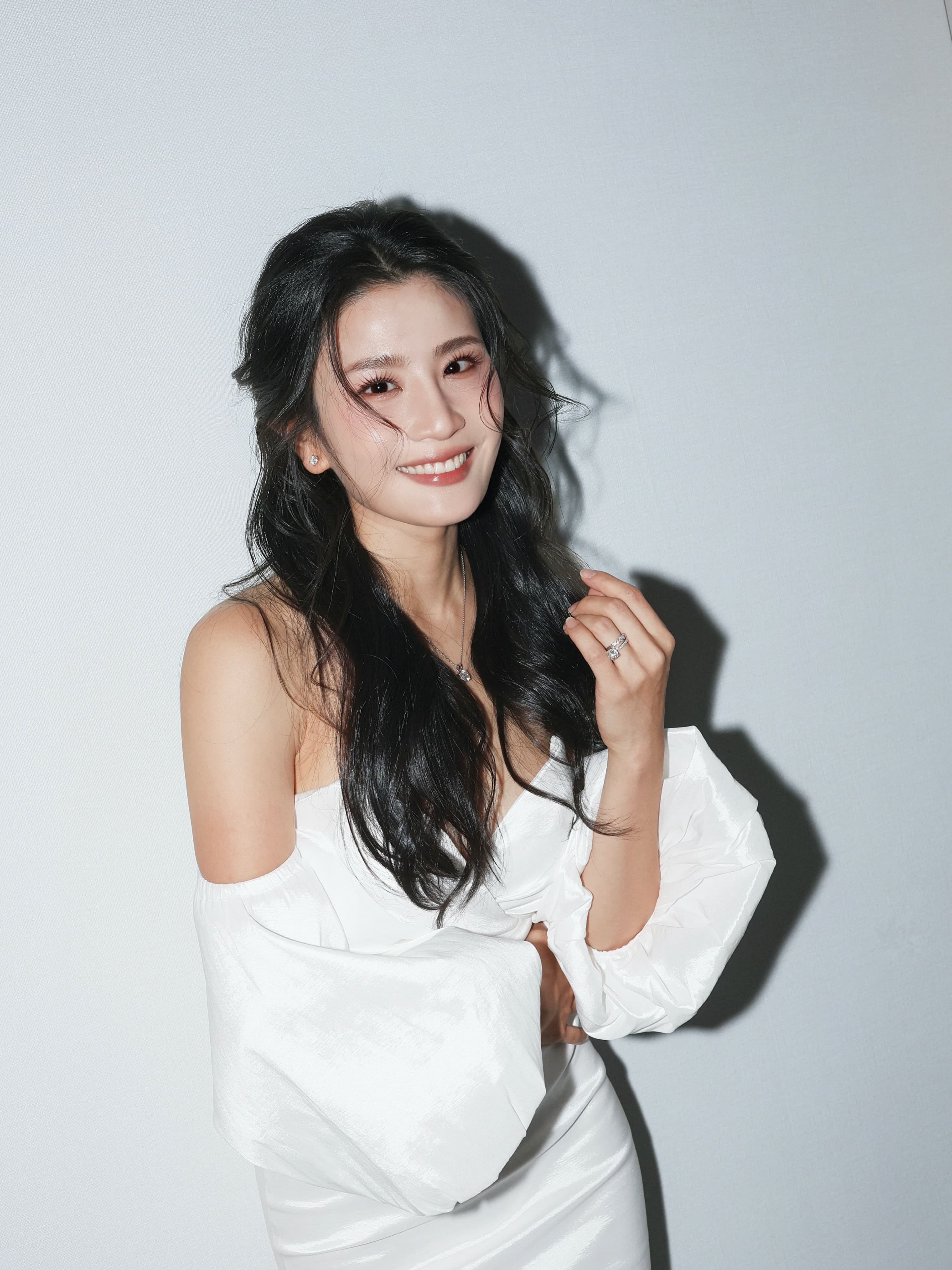 林芊妤靠著拍攝瑜伽教學影片，憑藉真誠親民的風格成功扭轉形象。（翻攝自coffee89921 IG）
