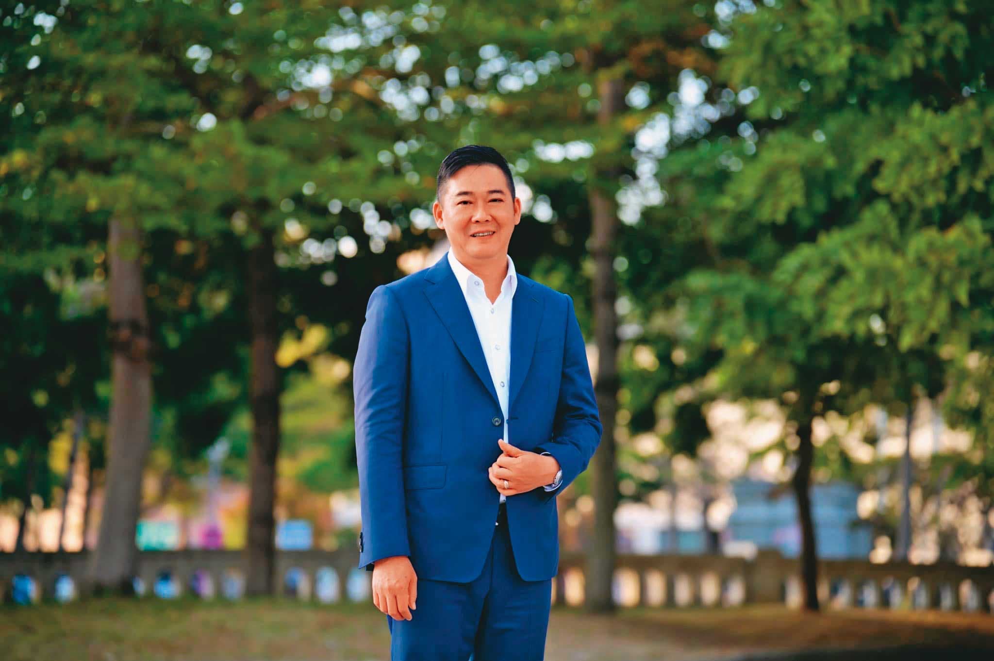黃凱是4連霸雲林縣議員,甫補選擔任議長9個月即涉弊遭收押,震驚各界。(翻攝議長黃凱臉書)