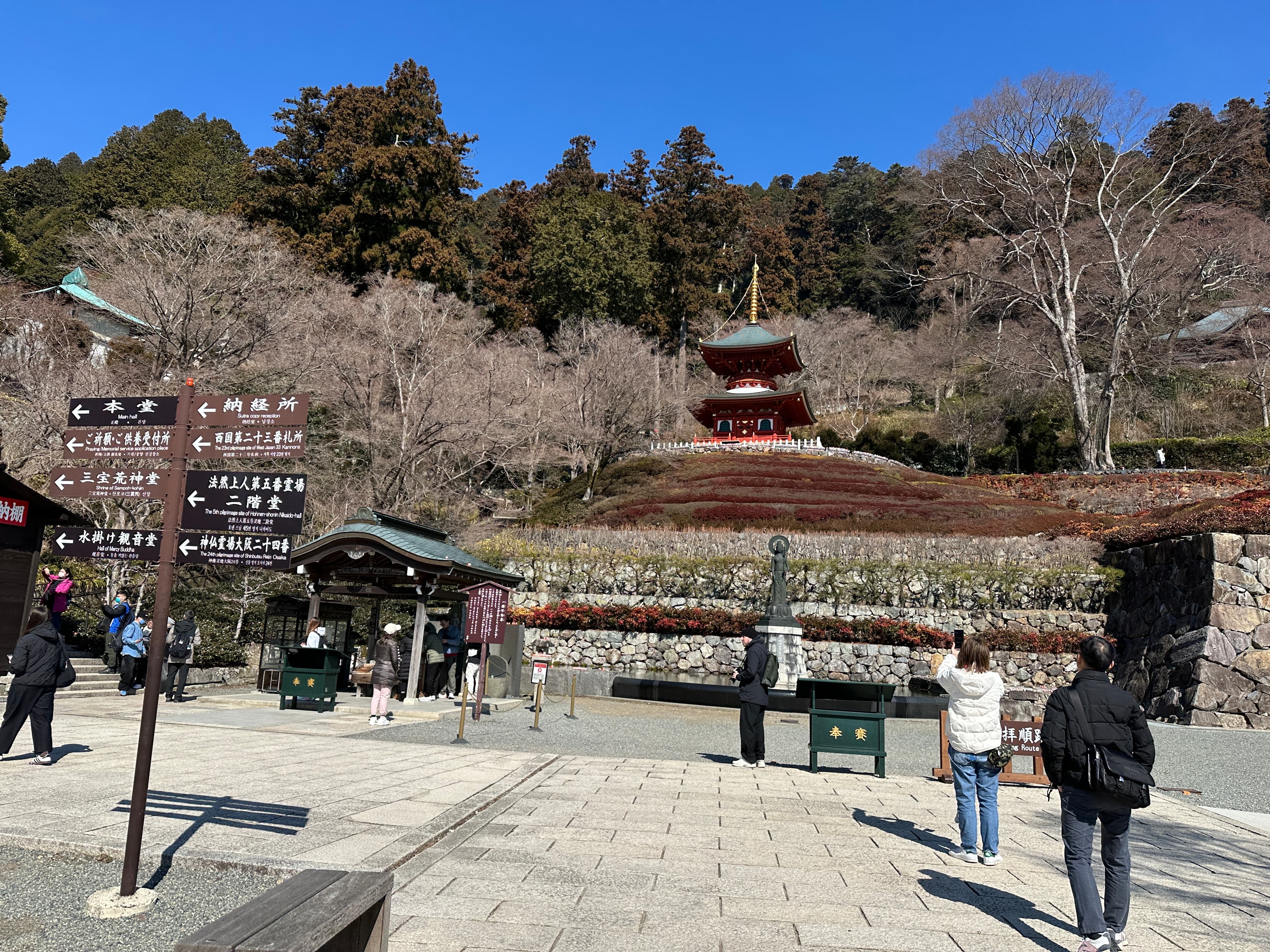 勝尾寺占地8萬坪,相當寬廣。
