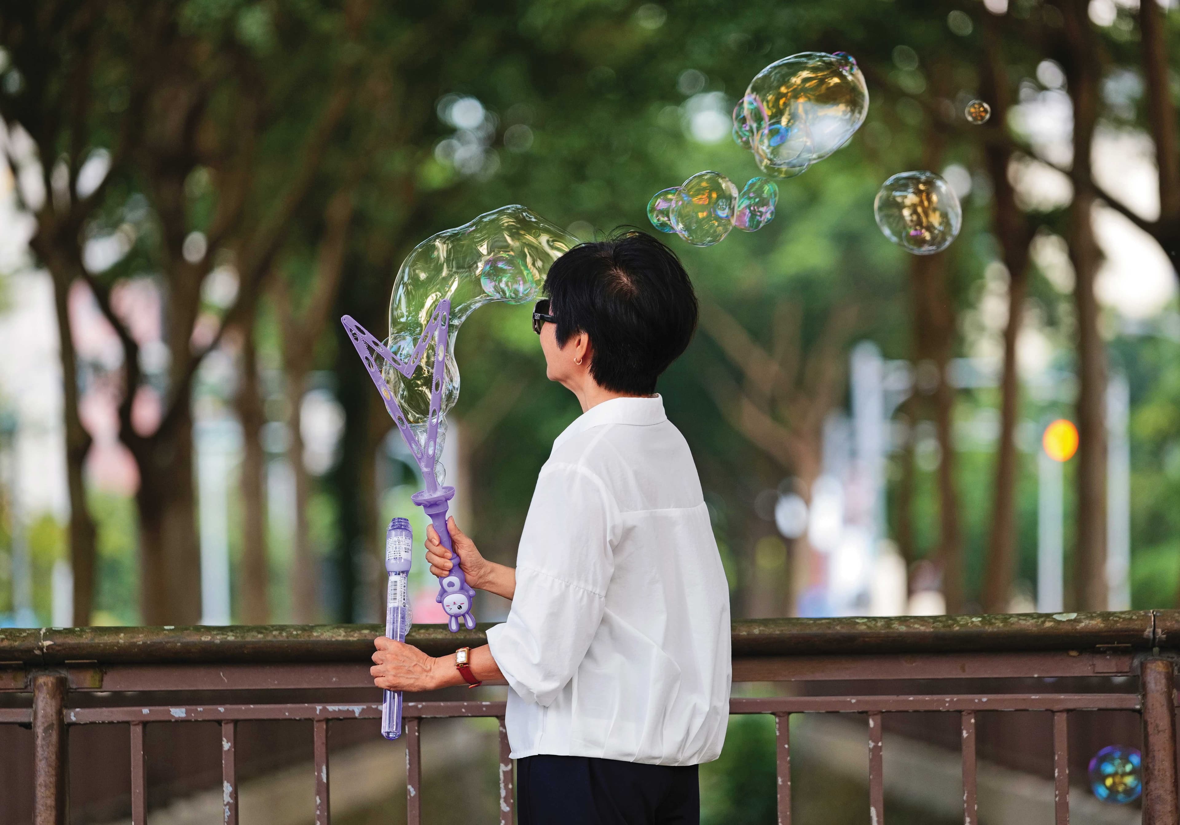 陳真因前夫永遠將工作與志業擺在第一位,不理家中事,結婚7天就出現離婚念頭。