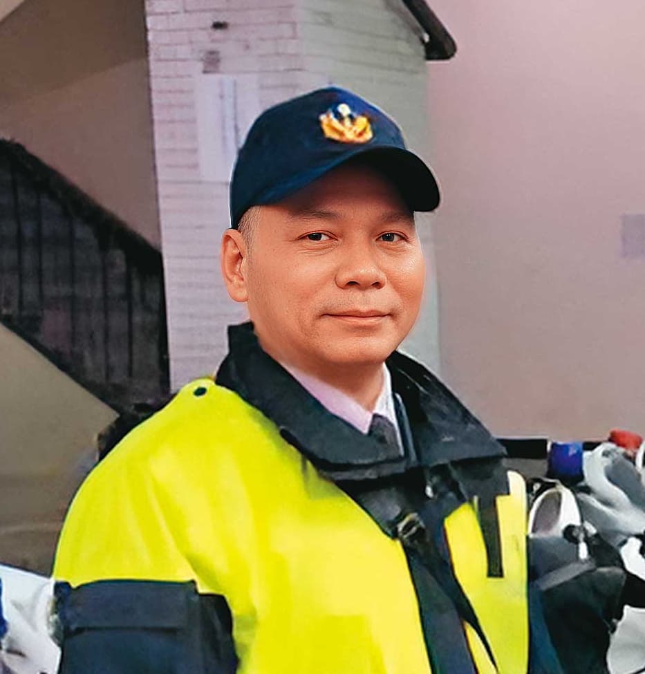 前警所長彭武賢(圖)在職期間收受業者千萬元,原應協助打點轄區派出所卻疑似私自侵吞。(翻攝新竹市警局)