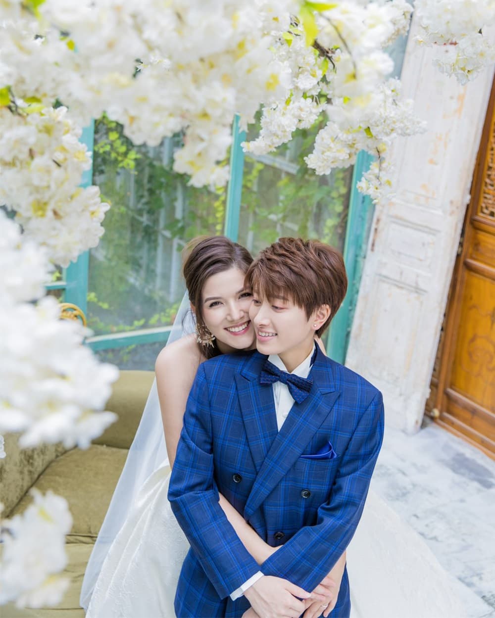 新婚女同志演員鄭靚歆和老婆Aky亦為這次現身派對的12金釵陣容。(LEZS女人國提供)