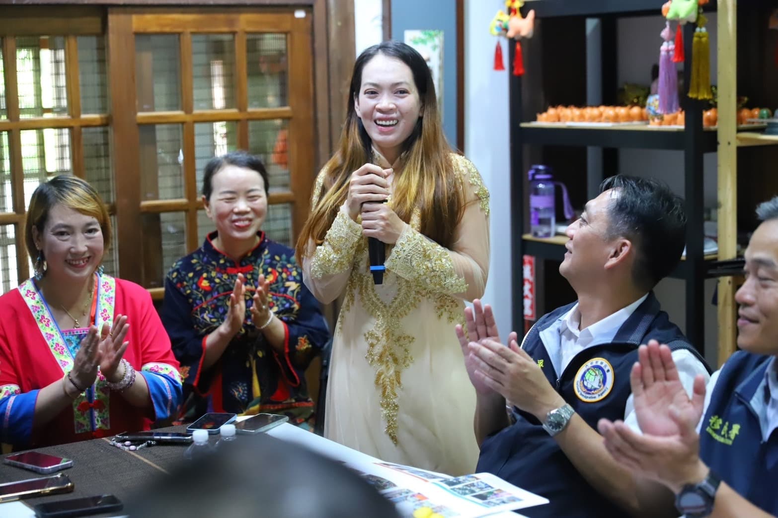 越南籍新住民楊薏茹分享自己來台心路歷程。(移民署提供)