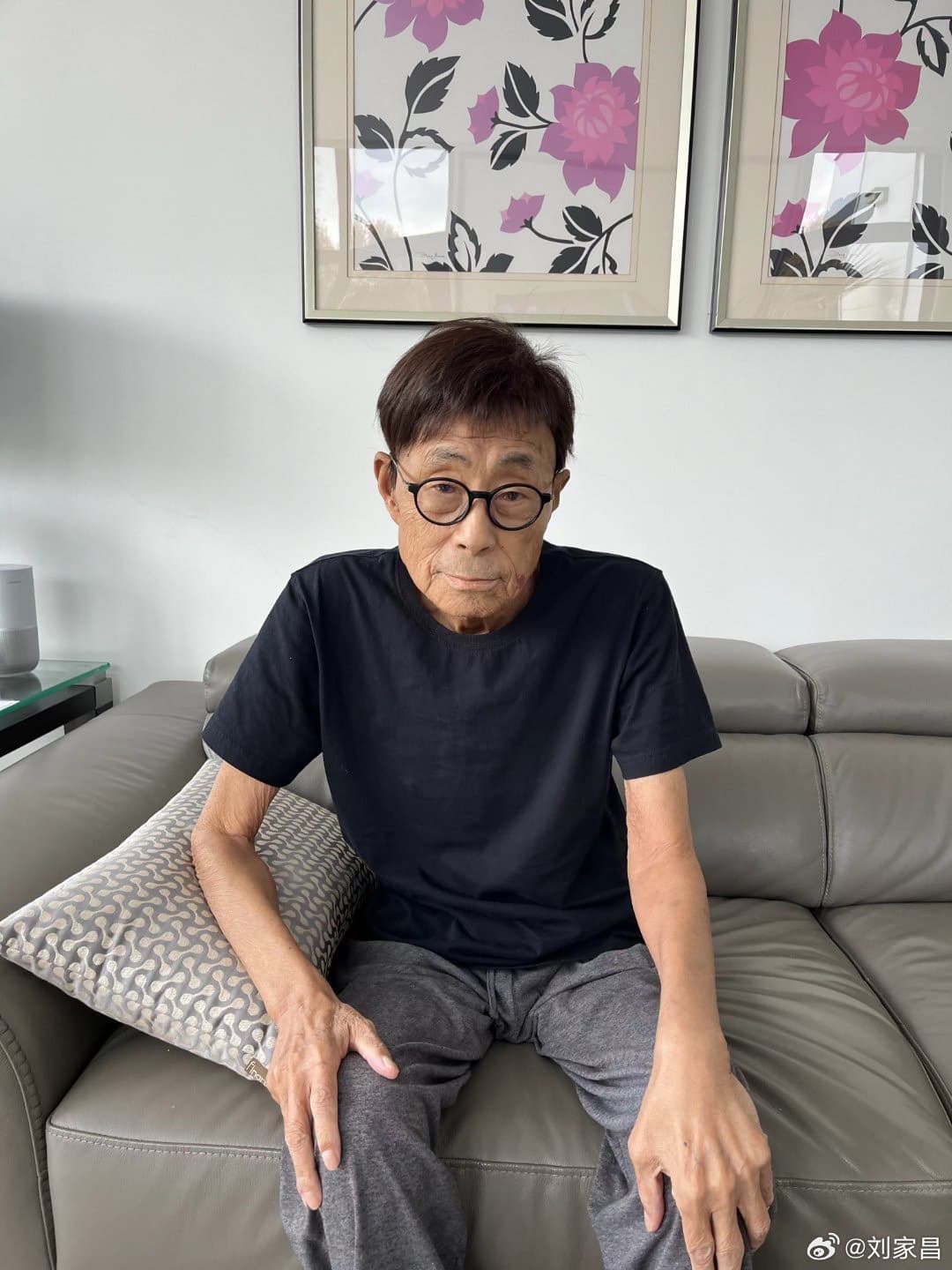 劉家昌傳出病逝，與前妻甄珍愛恨糾纏將近半世紀的往事也一一浮現。（圖／翻攝自臉書）