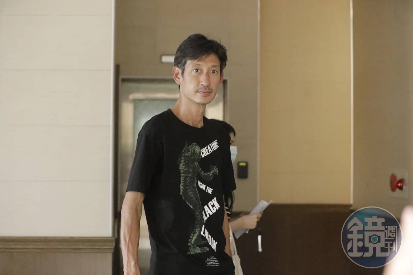 唐治平是張震母親過往的學生,去年他身心狀況不佳,張母還有默默探視他。(本刊資料照)