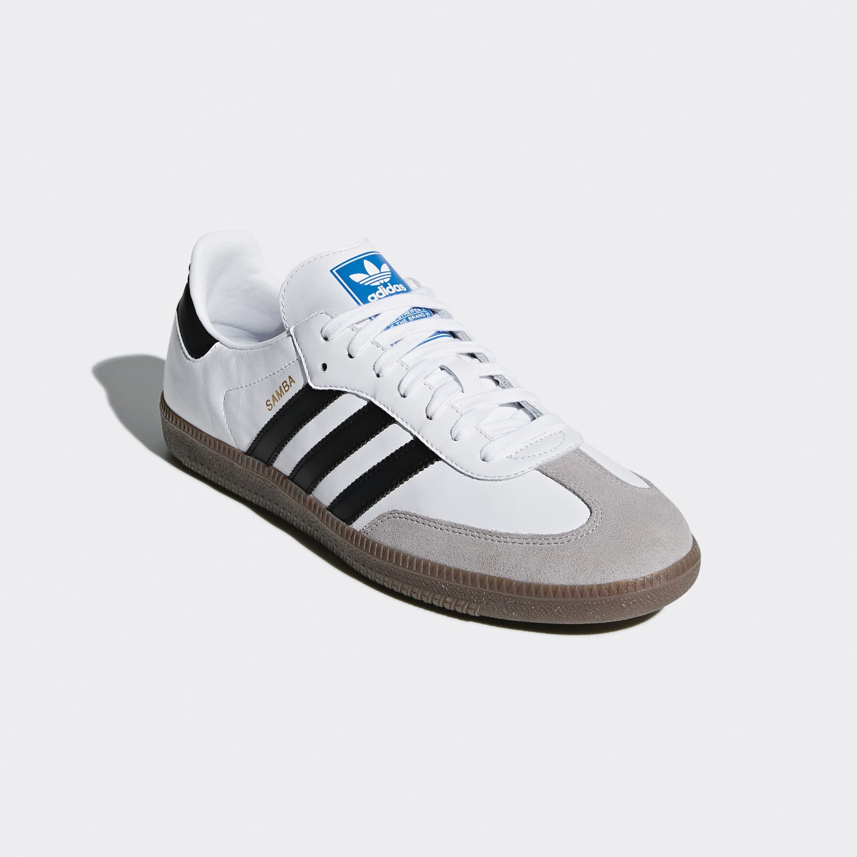 小白鞋永不退燒,這雙絕對是必得款。NT$3,490。(adidas Originals提供)