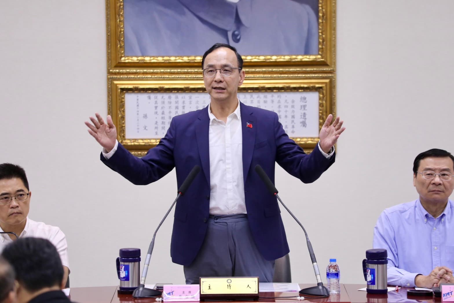 朱立倫也說，若根據國民黨內參民調， 不管「侯柯」或「柯侯」都能夠明顯超過民進黨。（國民黨文傳會提供）