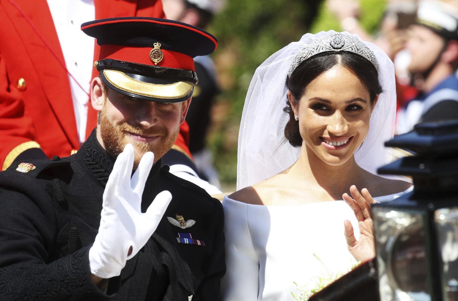 哈利與梅根2018年舉行盛大婚禮，兩年後他們就脫英了。（翻攝The Royal Family臉書）