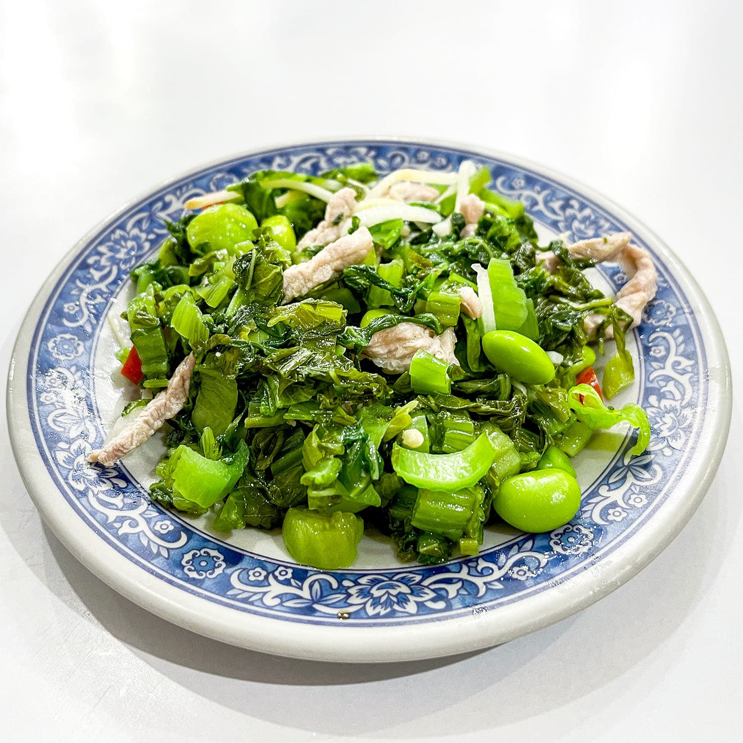小品雅廚是許多在地人的宵夜熱選,小菜如雪菜毛豆都做得出色。(Michelin提供)