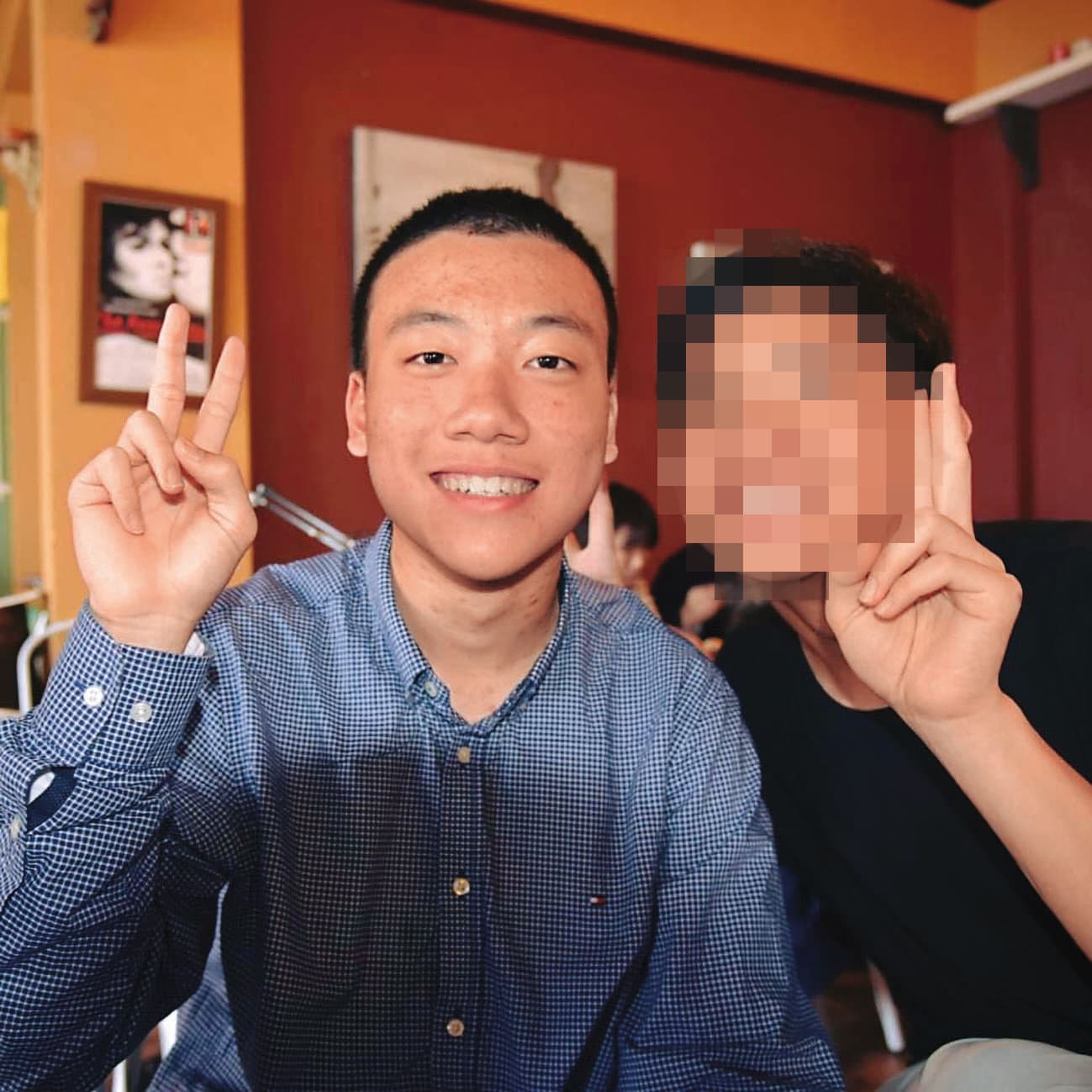 林睿庠（左）就讀高中、大學時都是學霸，短短幾年竟成FBI鎖定大毒梟。（翻攝林睿庠臉書）