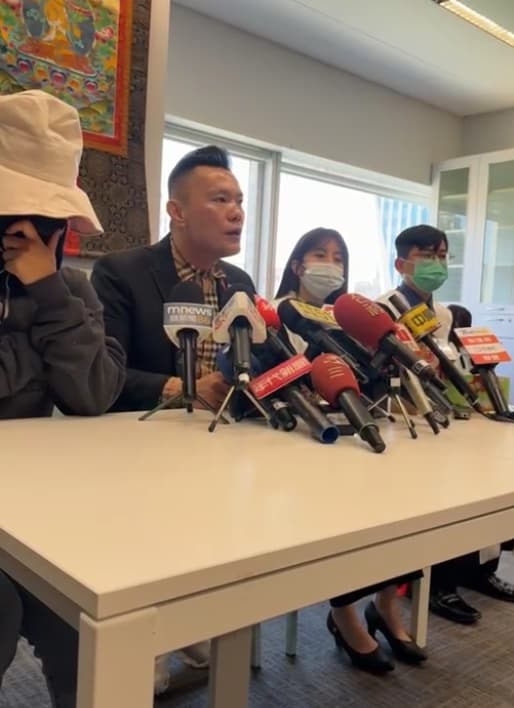 江和樹今再與受害者家長召開記者會,要求教育局負起連帶責任。(翻攝自江和樹臉書)
