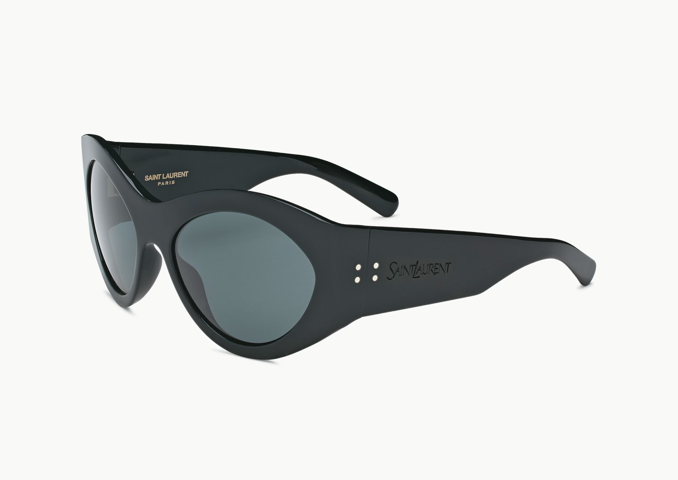 SL 854太陽眼鏡的高人氣,讓它成功躍上The Lyst Index榜單。(Saint Laurent提供)