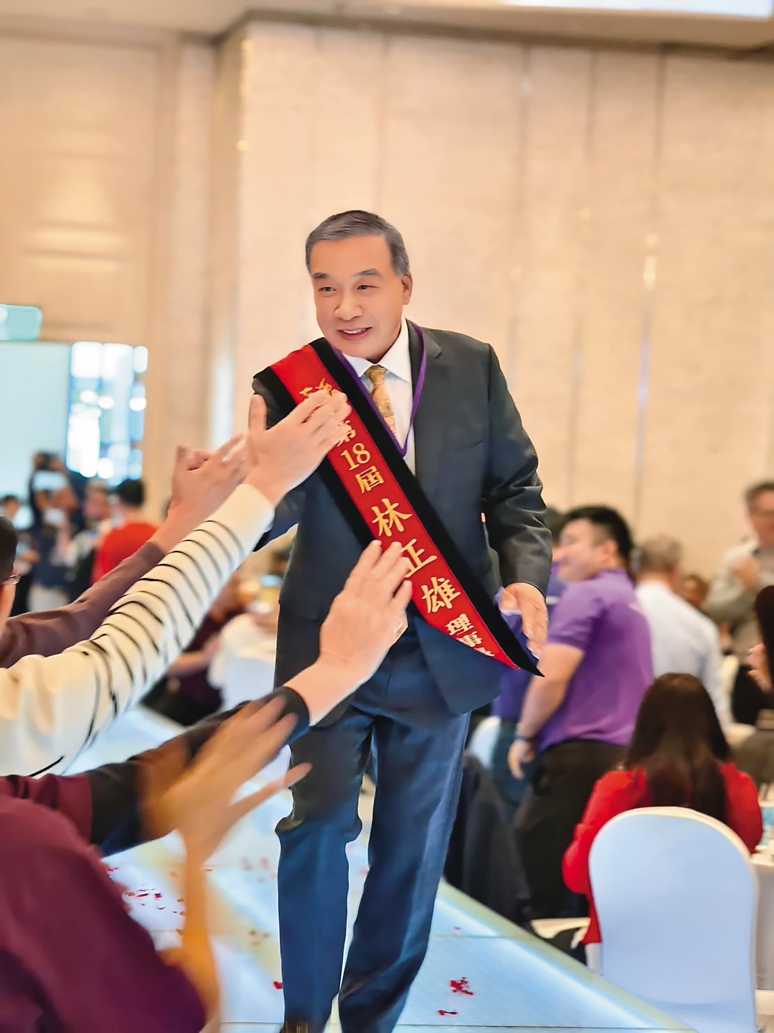 堪稱中部建築業大老的林正雄,當過許多公會理事長。(翻攝林正雄臉書)