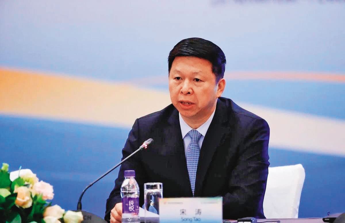 李文宗傳訊柯表示張顯耀已和中方高層國台辦宋濤(圖)等人會面,確認中國正面看待柯參選的態度。(翻攝微博)