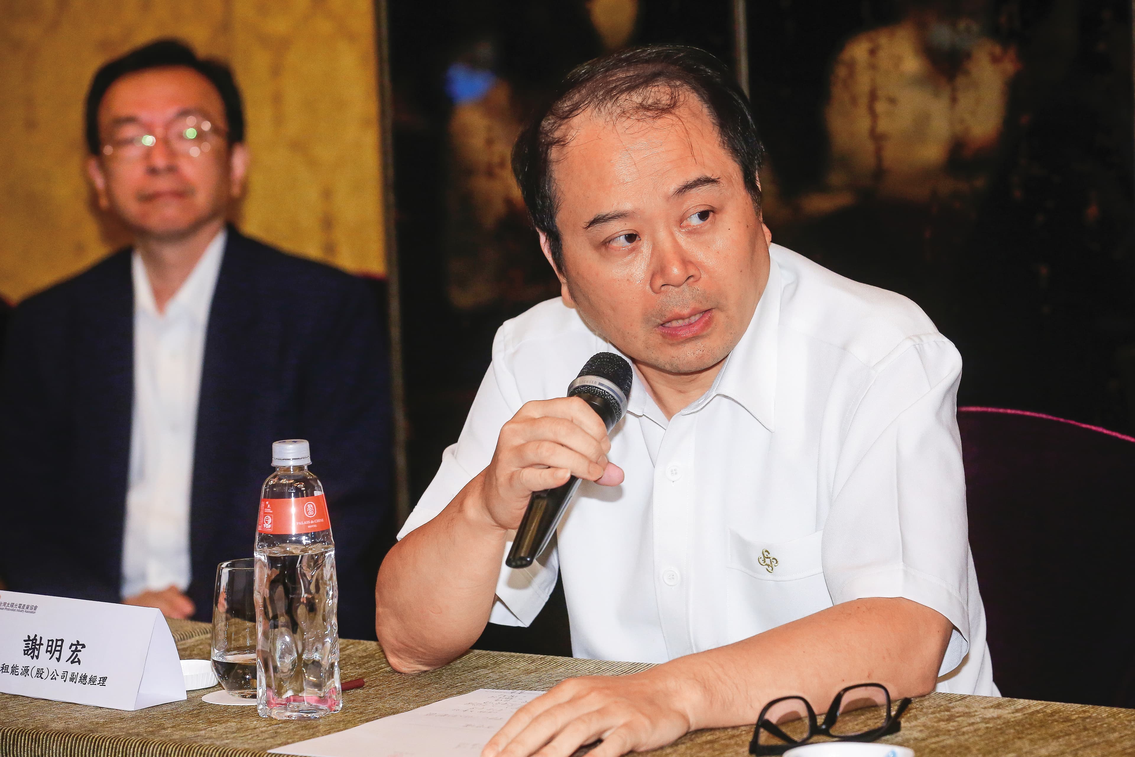 古盛煇一行人2021年2月到台南市政府拜會時,中租迪和資深副總經理謝明宏(圖)陪同出席。