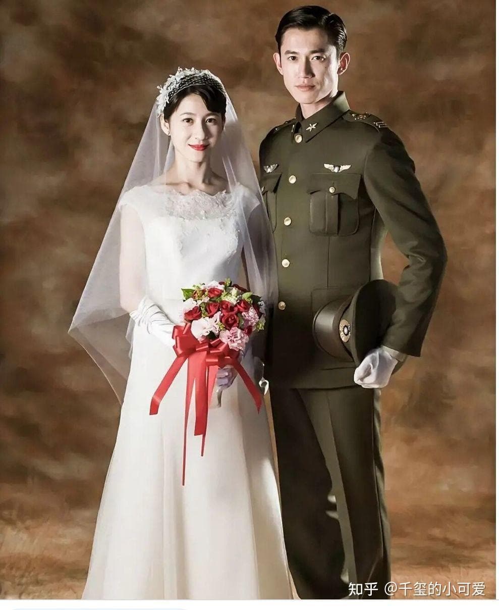 吳慷仁(右)與連俞涵(左)憑《一把青》獲得第51屆金鐘戲劇節目男主角獎、戲劇節目新進演員獎。(翻攝自我是小可愛知乎)