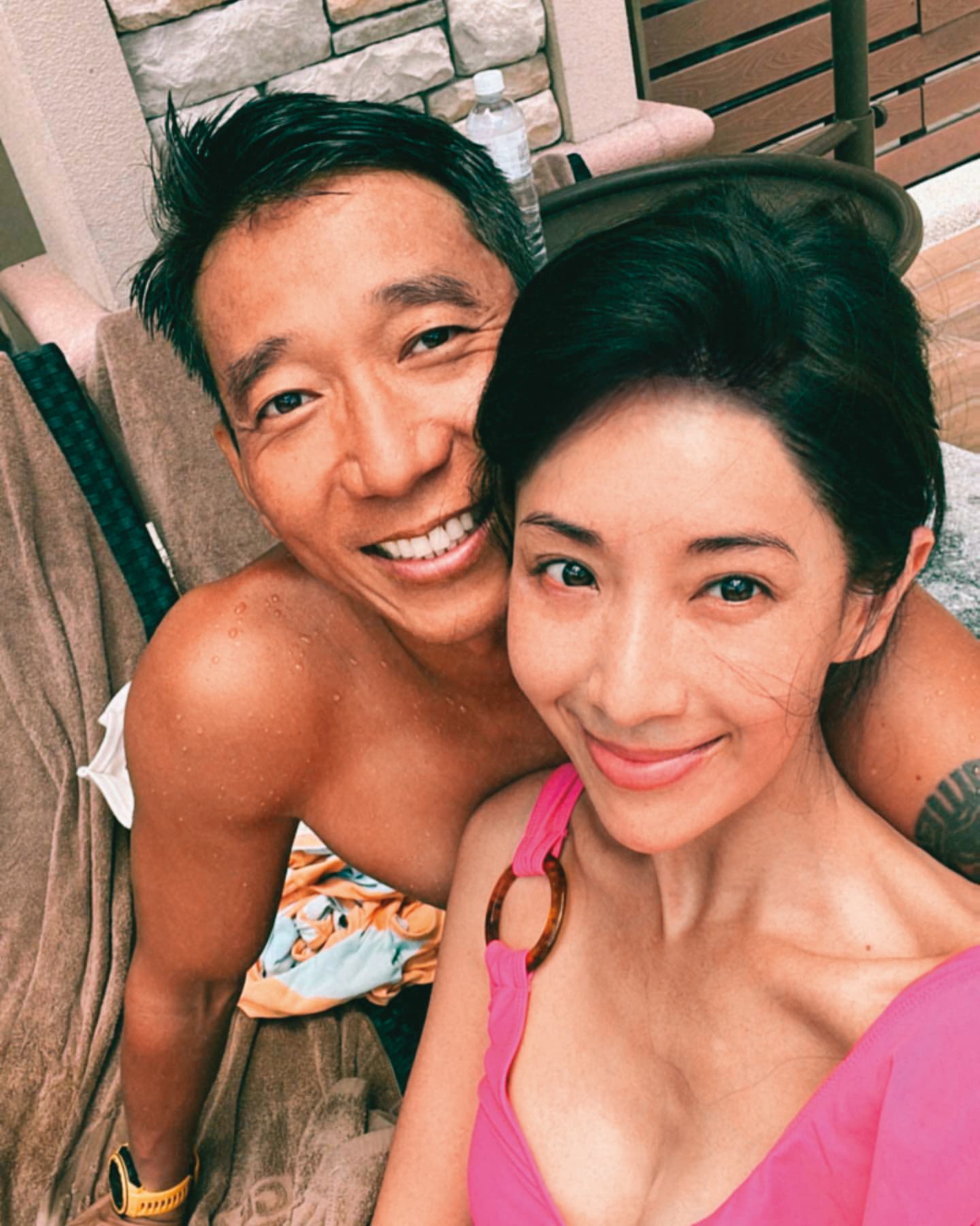 隋棠與老公Tony經常曬恩愛,據傳她也會顧及Tony生母的感受,試圖在「兩個婆婆」之間取得平衡點。(翻攝自arhsieh IG)