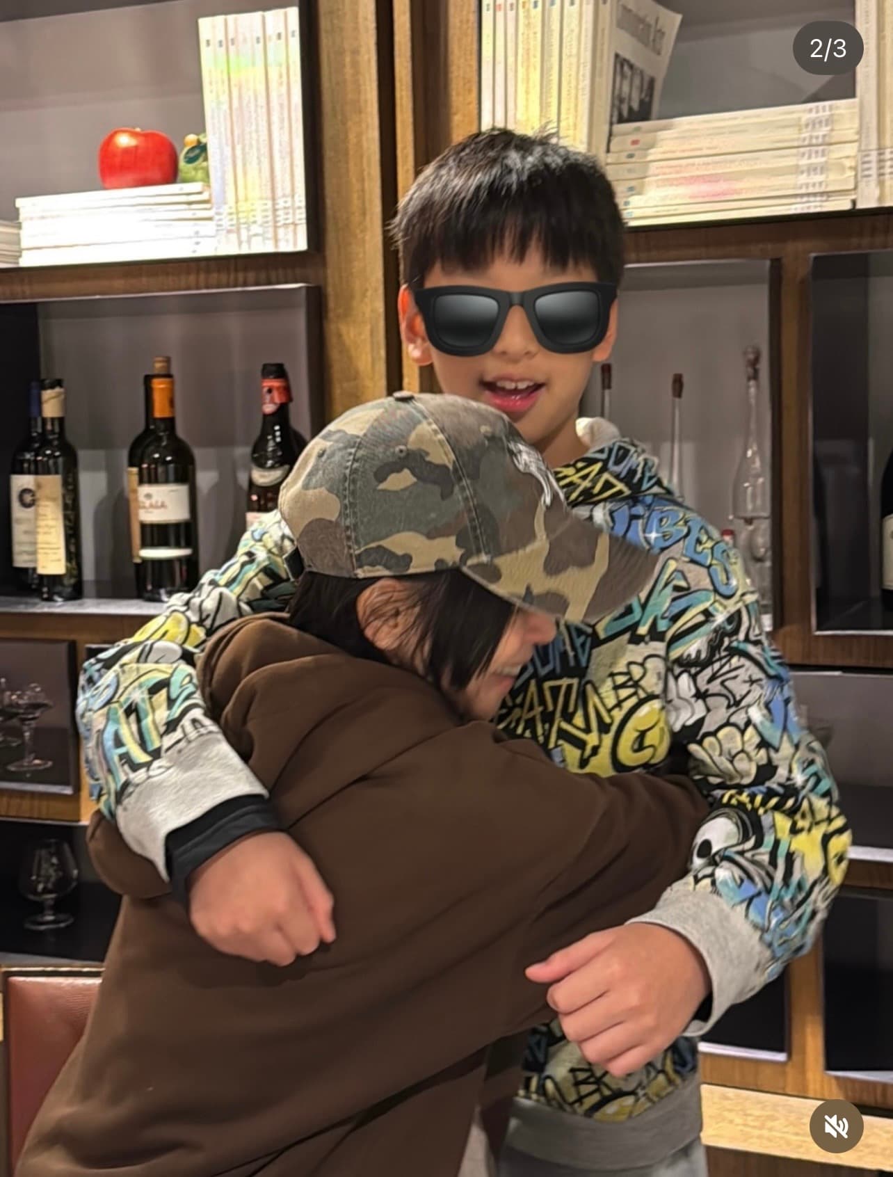 徐若瑄與兒子Dalton感情相當親暱。(圖/翻攝自徐若瑄IG)