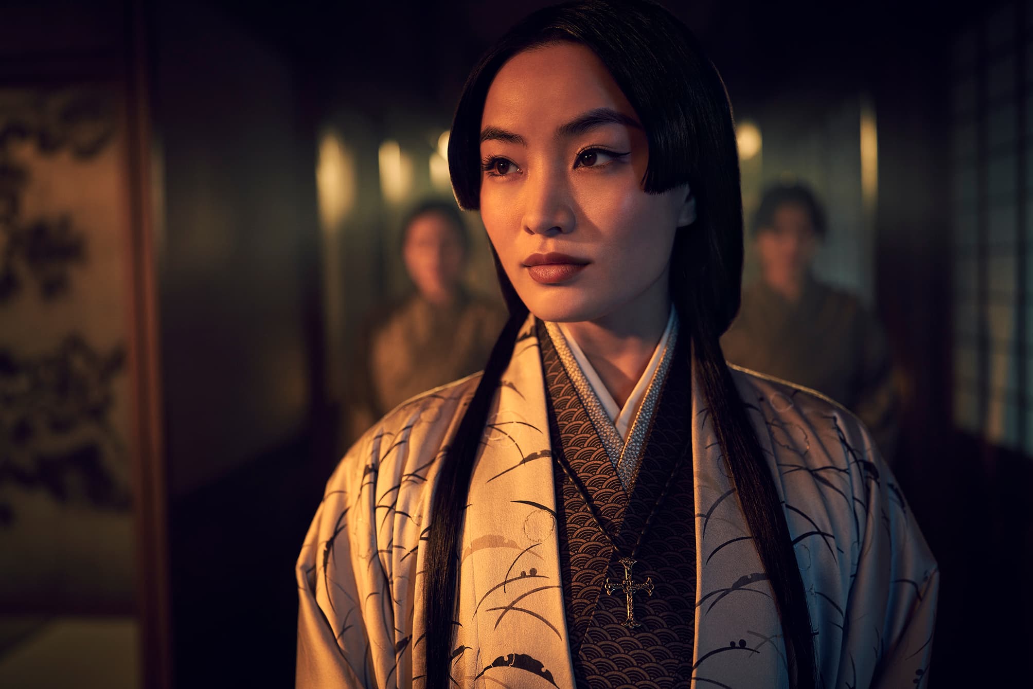 澤井杏奈飾演翻譯鞠子夫人,原本只是地位卑微的小妾,卻因為通曉外語,成為大家想要拉攏的對象。(Disney+提供)
