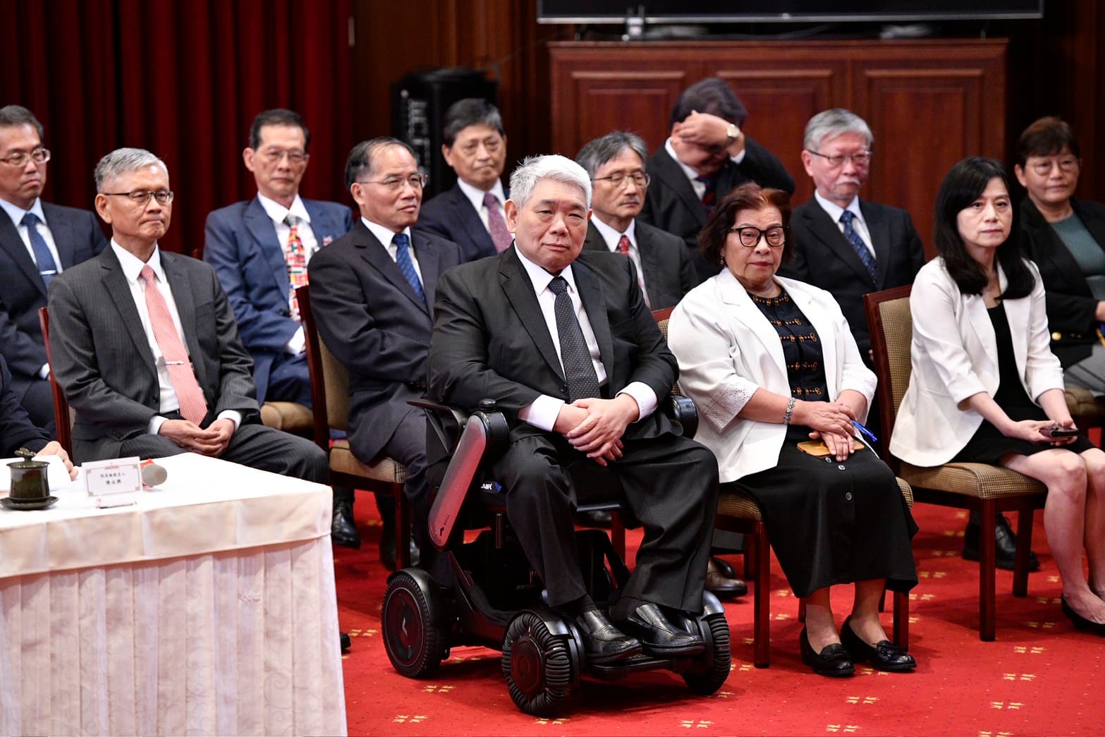 蕭美琴今日宣布,總統賴清德提名前任台灣人權促進會會長陳永興擔任監察院長,現任監察委員王榮璋為副院長,另提名27人擔任監察委員。(鏡報李智為)