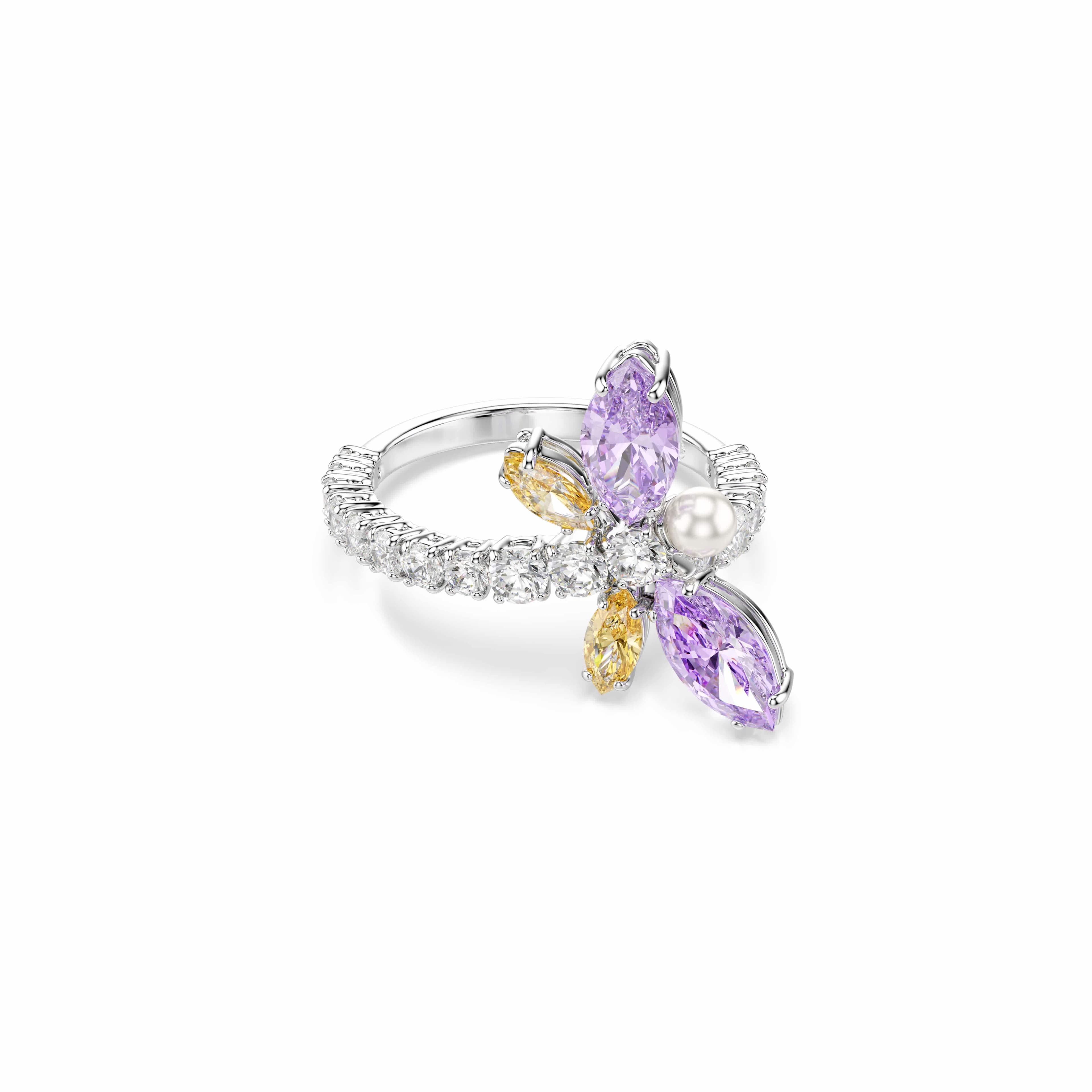 Ariana Grande x Swarovski圖形戒指。NT$5,300(SWAROVSKI提供)