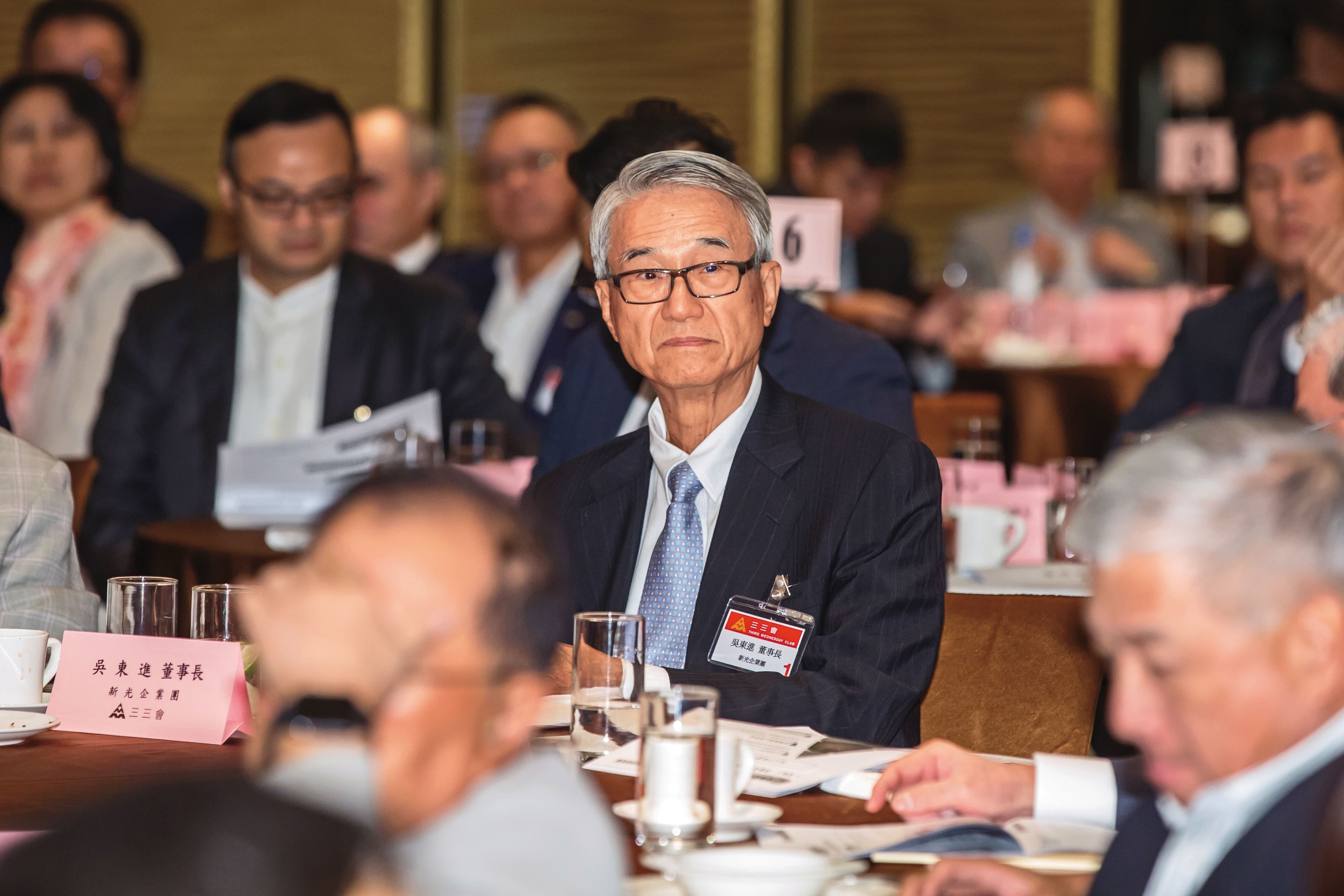 新光金創辦人吳東進剛結束新光三越爭奪戰,本週又面臨爭分產官司。