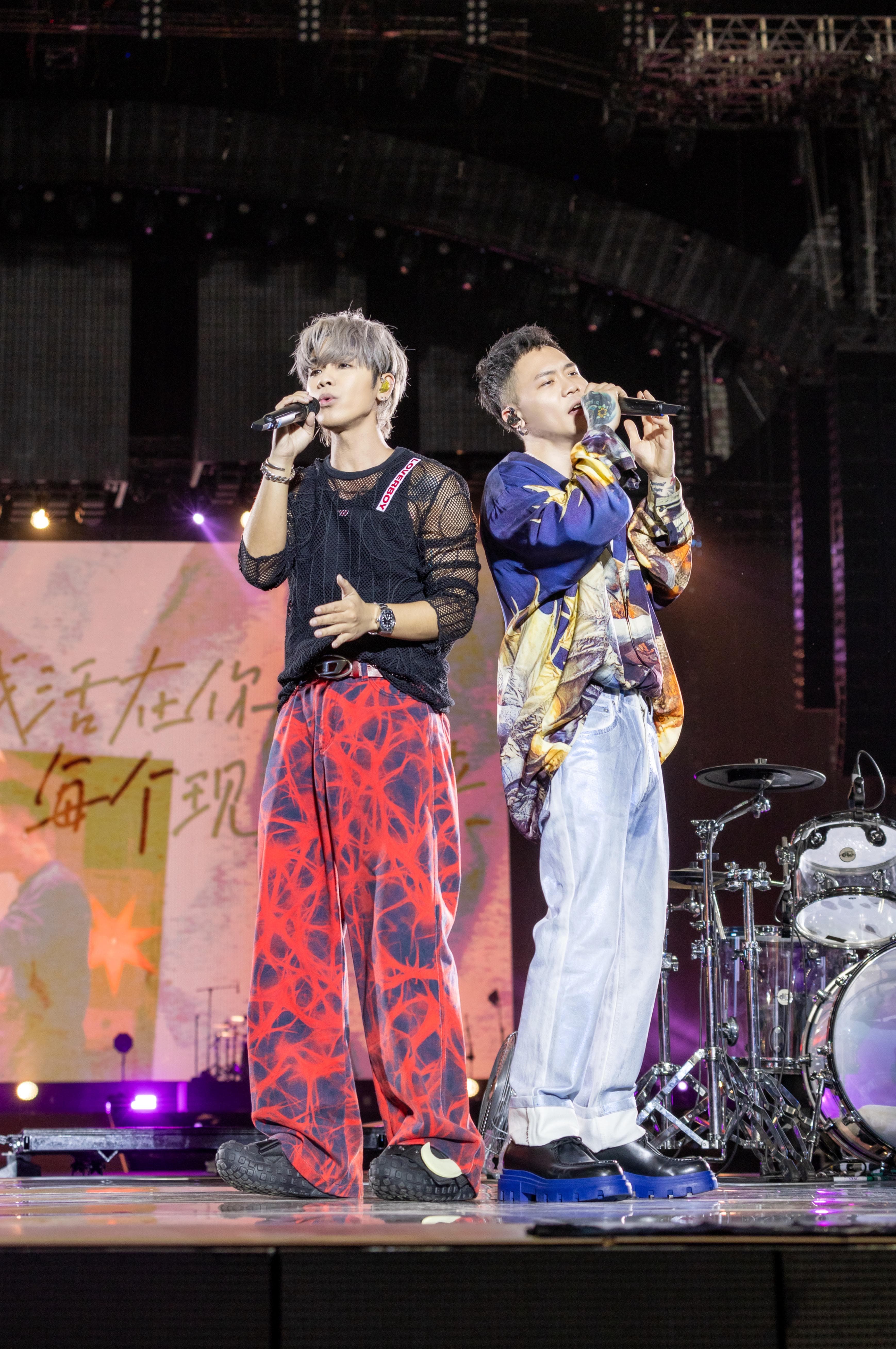 鼓鼓呂思緯與蕭秉治組成限定團體「GX」將於2月4日在高雄舉行首次簽票會。(相信音樂提供)