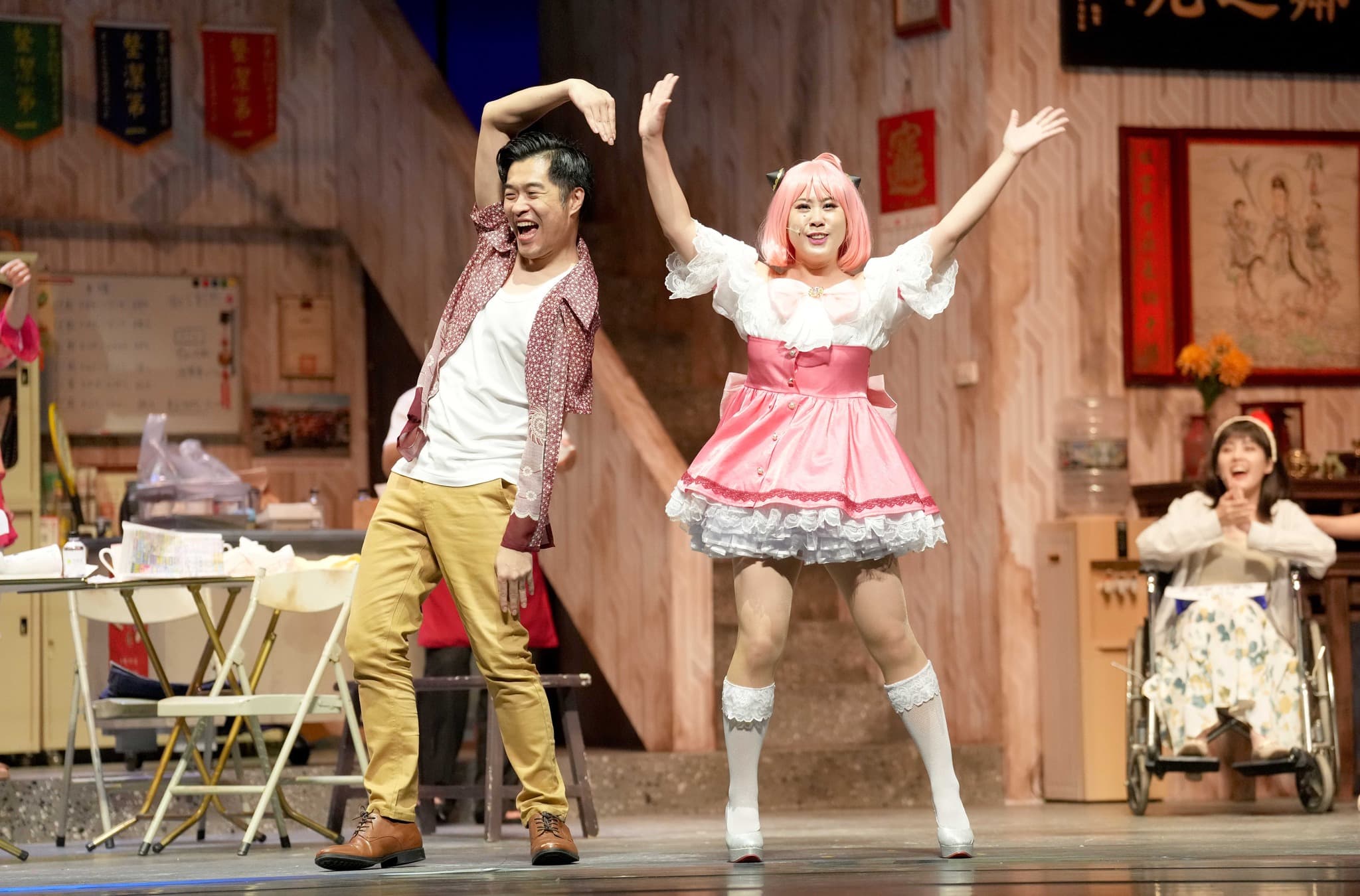 李夢純在綠光劇團《人間條件一》飾演檳榔西施,久違回到劇場表演既緊張又期待。(綠光劇團提供)