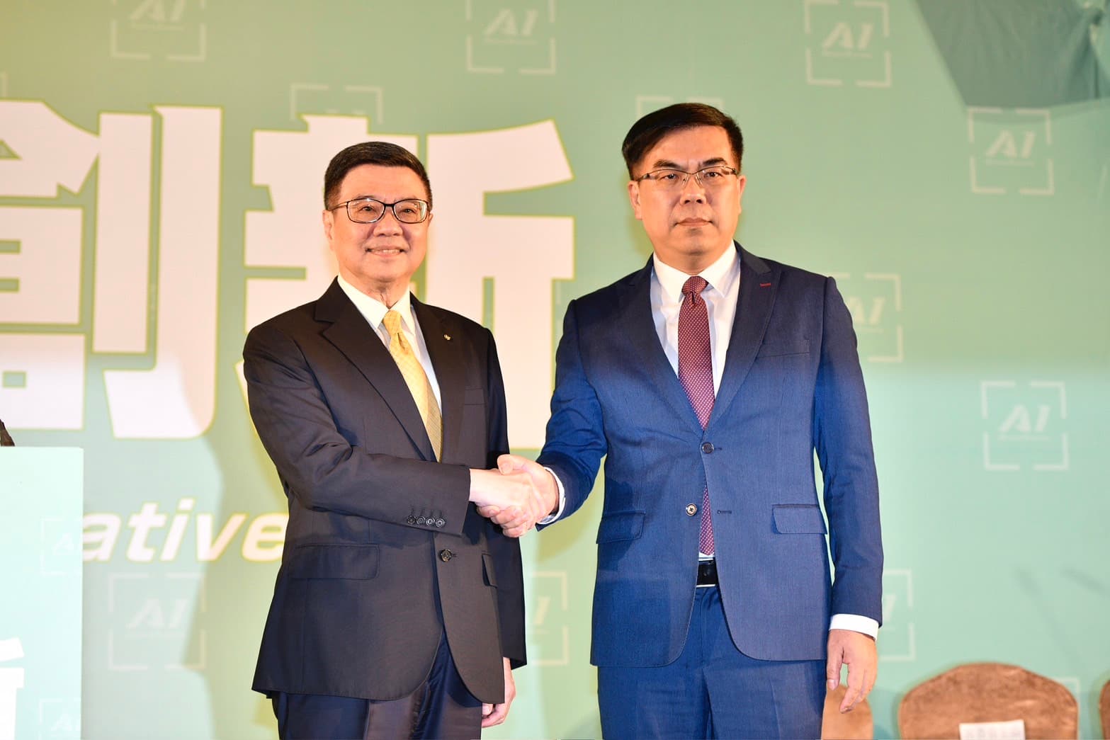 環境部長由「黑馬」氣象達人彭啟明接下。