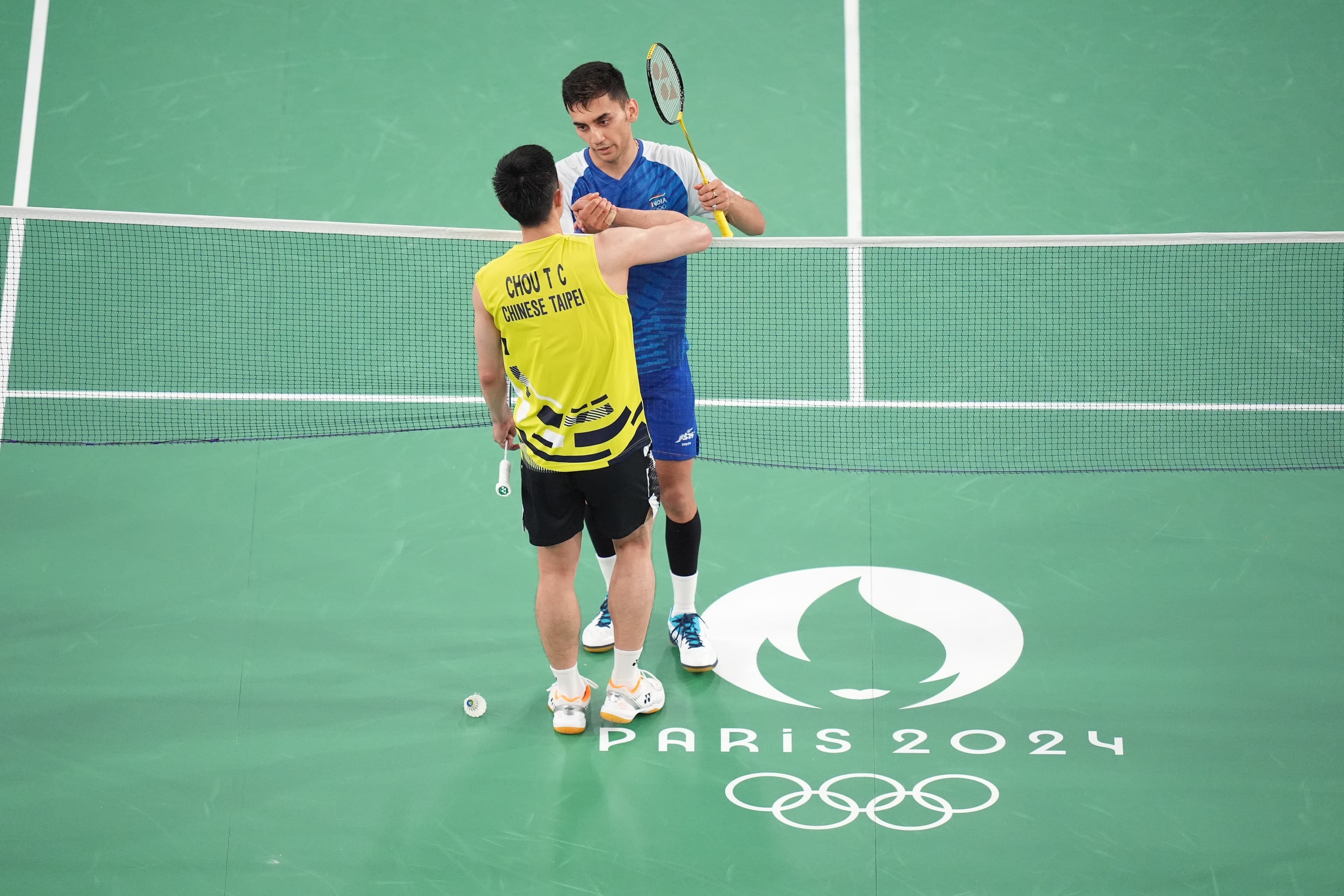 周天成與印度選手拉克什亞．森交手長達75分鐘，最終以21比19、15比21、12比21吞敗。（中華奧會提供）