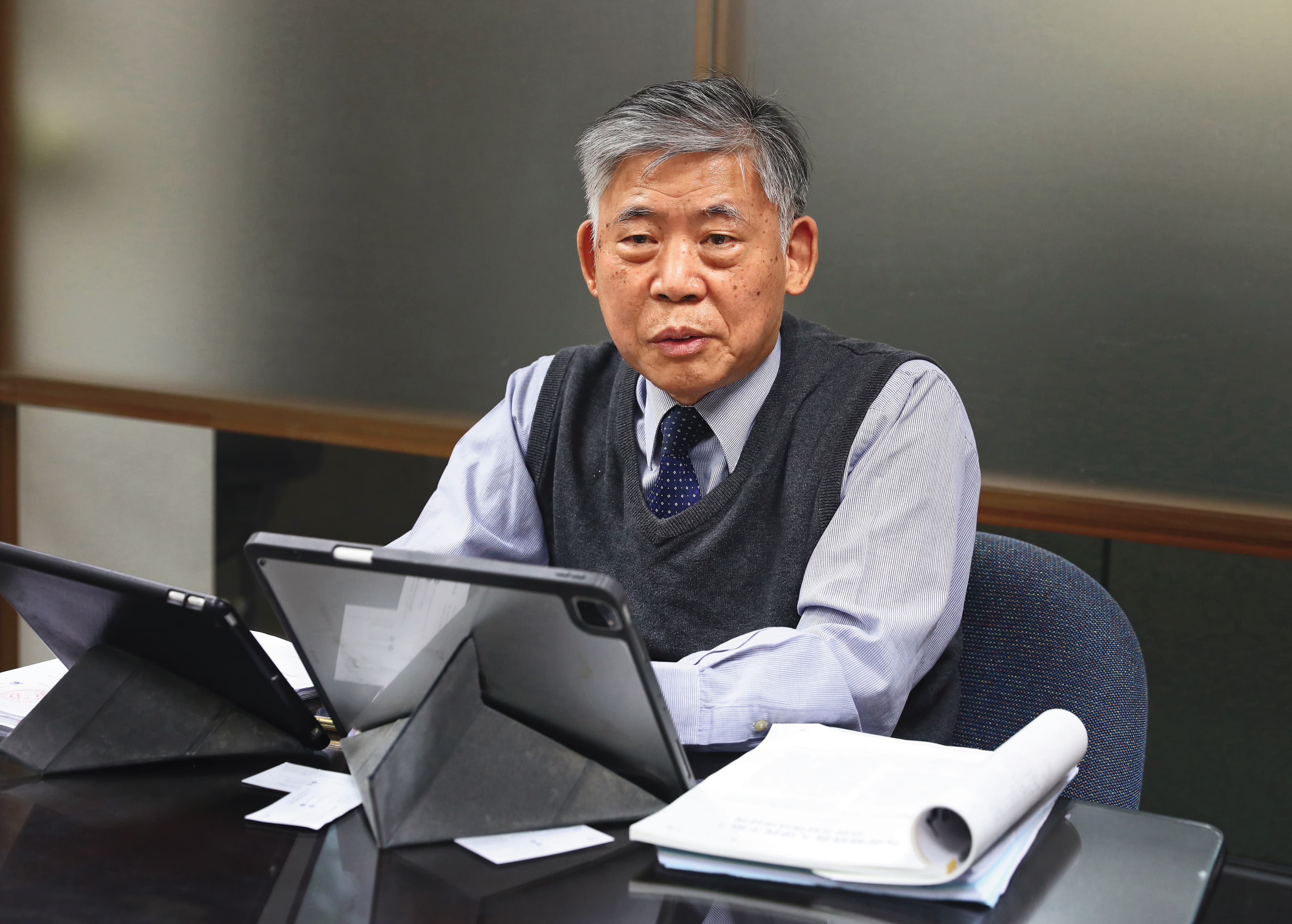 律師趙興偉說,卡債自救會2010年就成立,沒想到持續至今,因為許多貧困者仍背負當年卡債。
