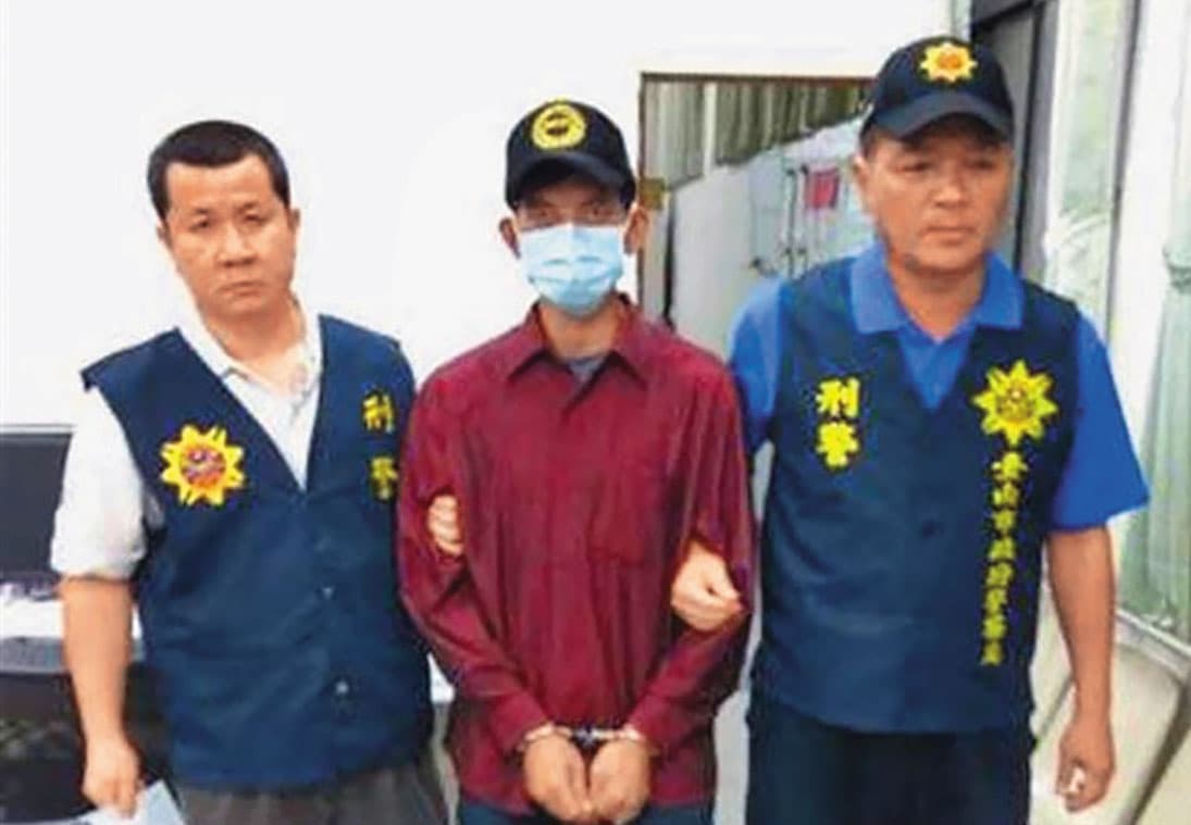 許勝凱(中)為錢預謀殺害王忠泰,最後被判處無期徒刑定讞。(翻攝畫面)