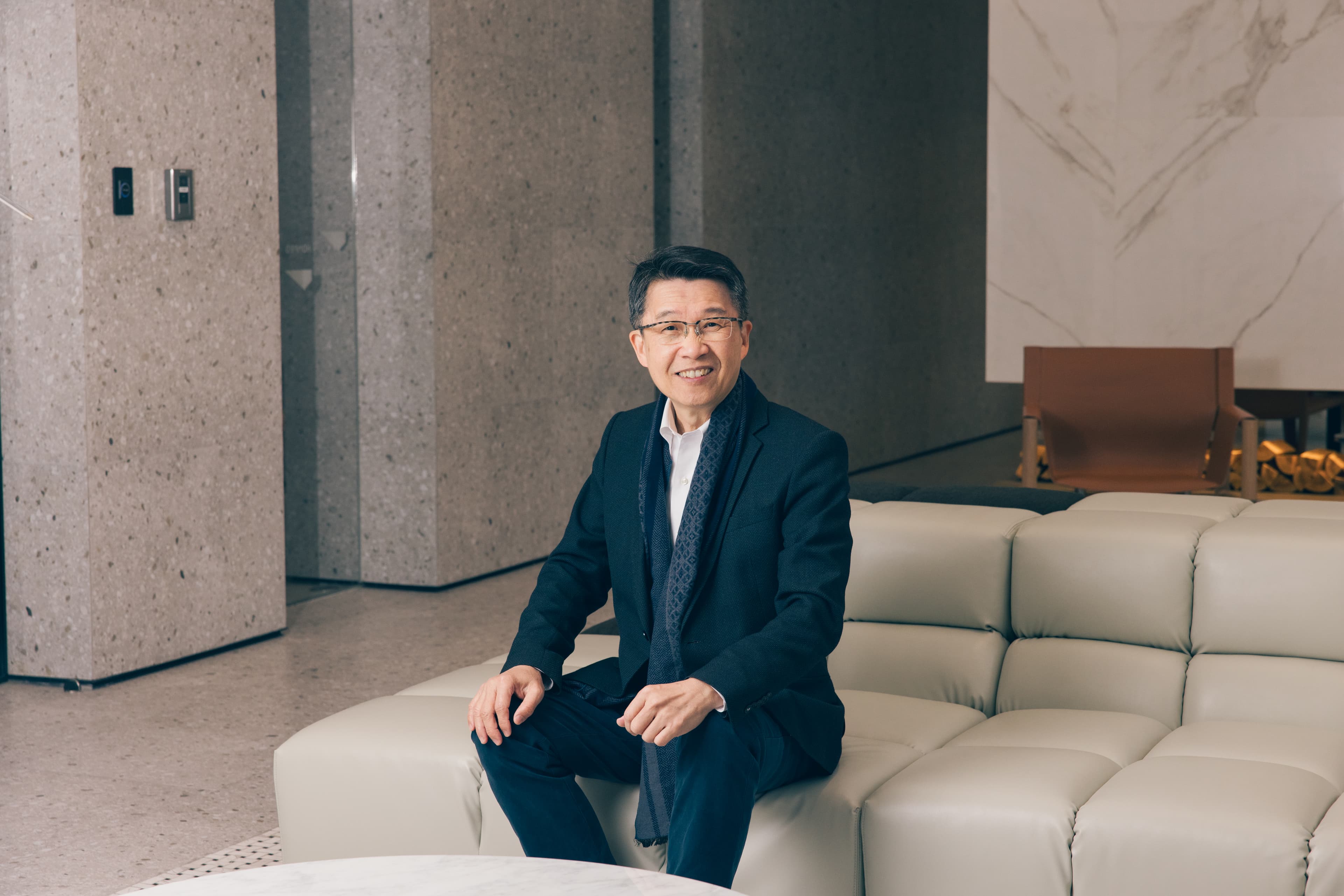 大彥工程結構規劃顧問張宏成自鴻磐時期便與鴻柏建設合作,多年來一路參與多個建案,見證其對結構安全與專業堅持的延續。